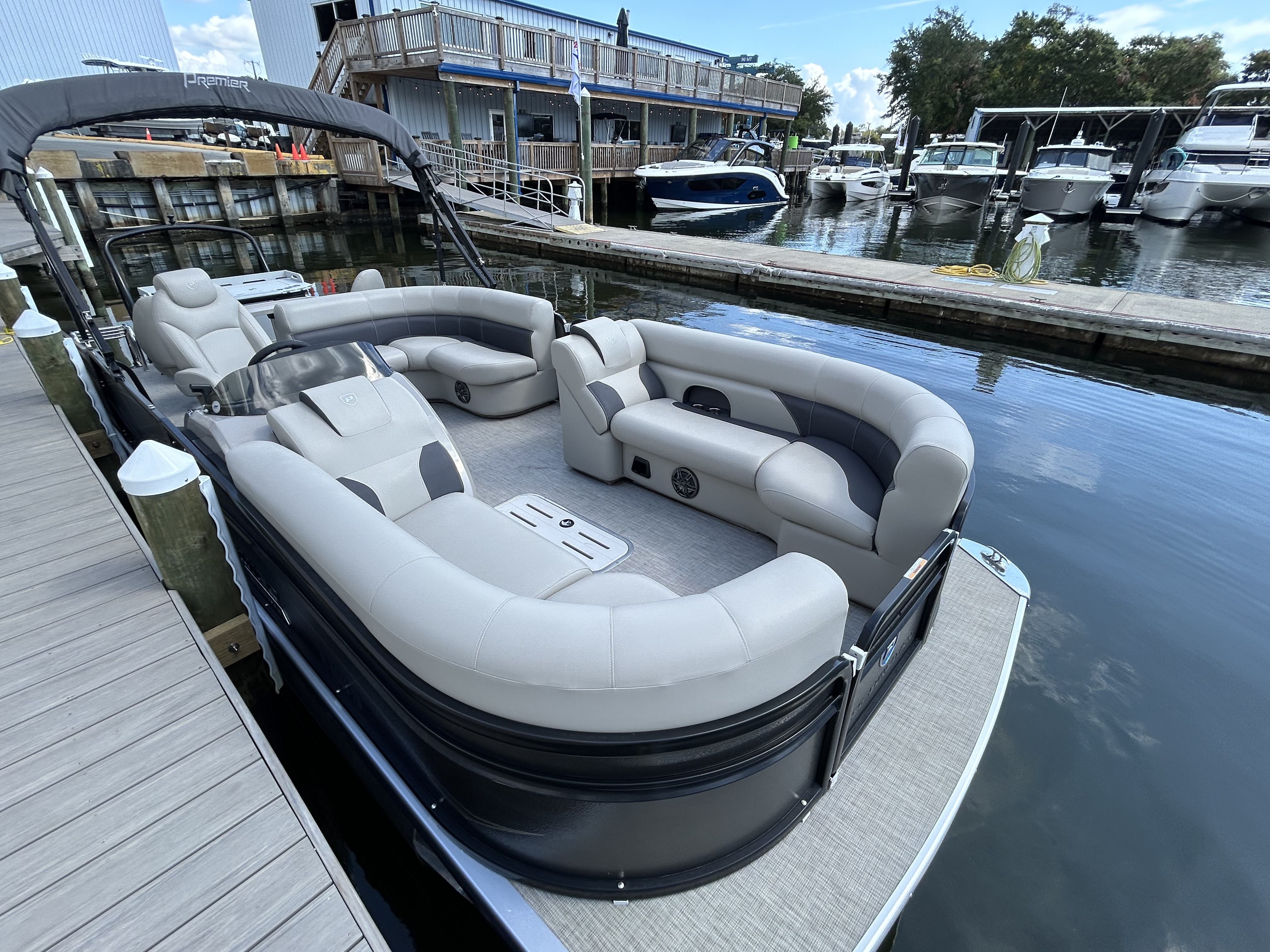 2023 Premier 230 Sunsation Image Thumbnail #29