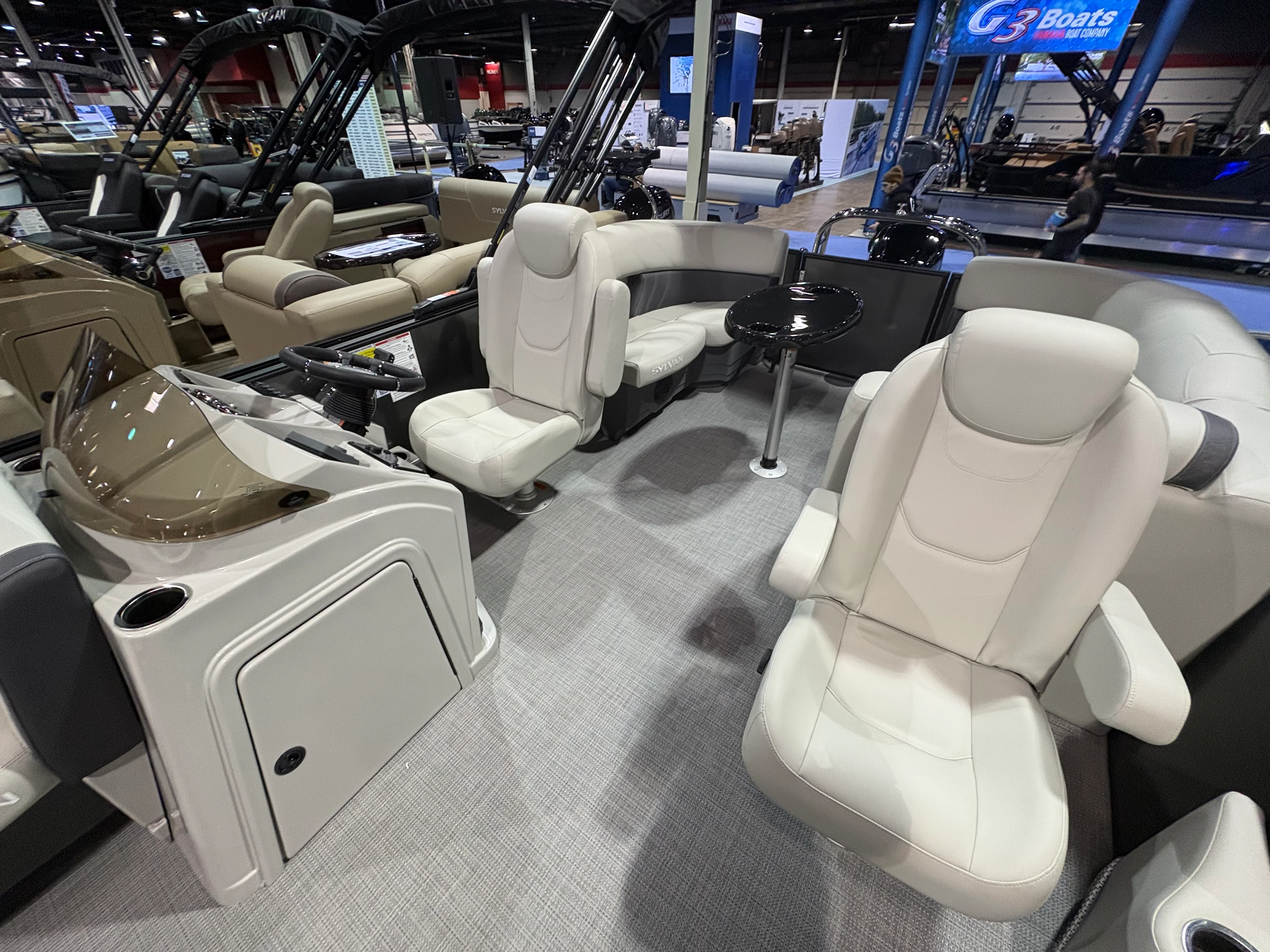 2026 Sylvan Mirage 8520 LZ Image Thumbnail #4