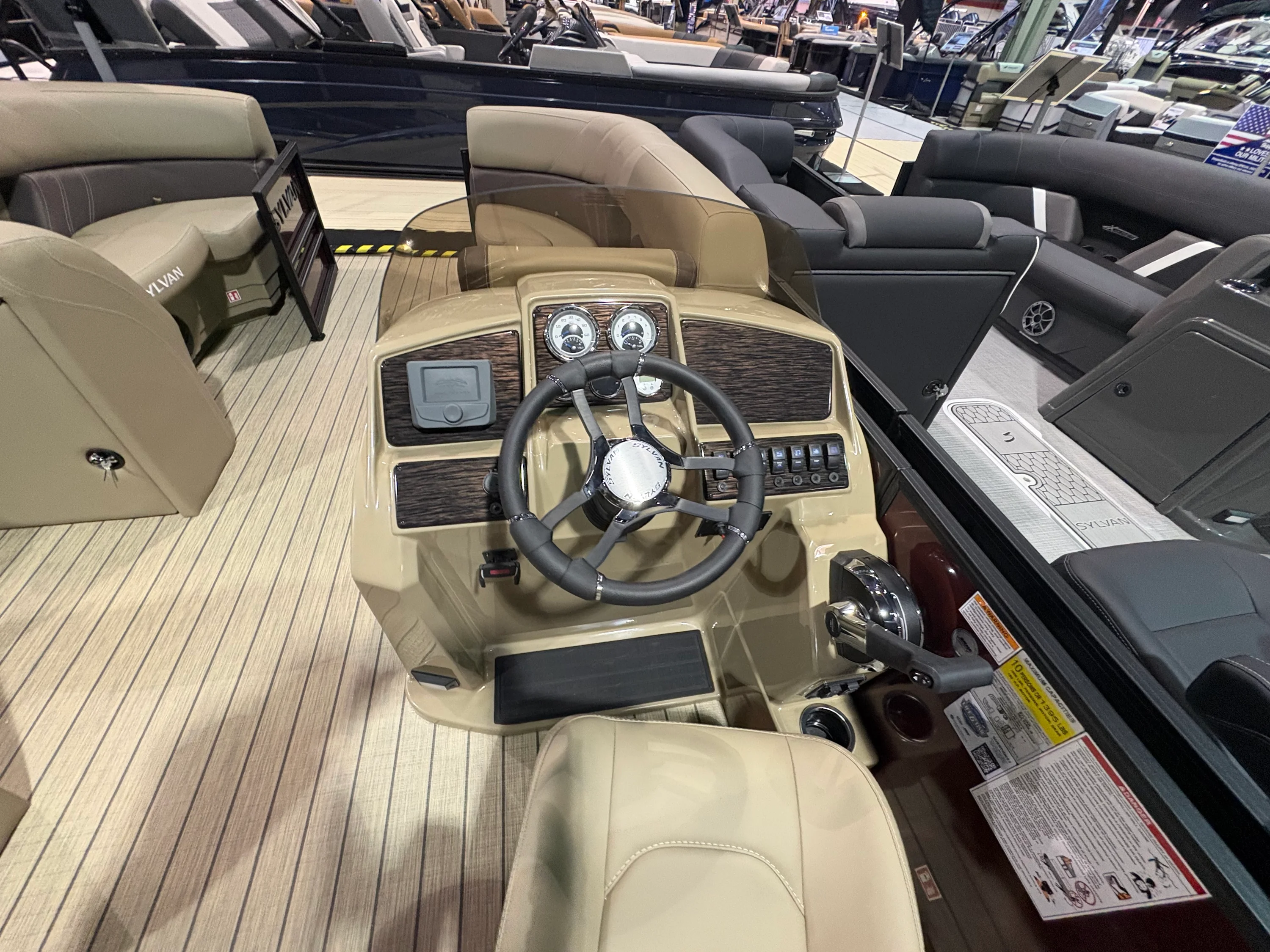 2026 Sylvan Mirage 8522 CLZ Image Thumbnail #4