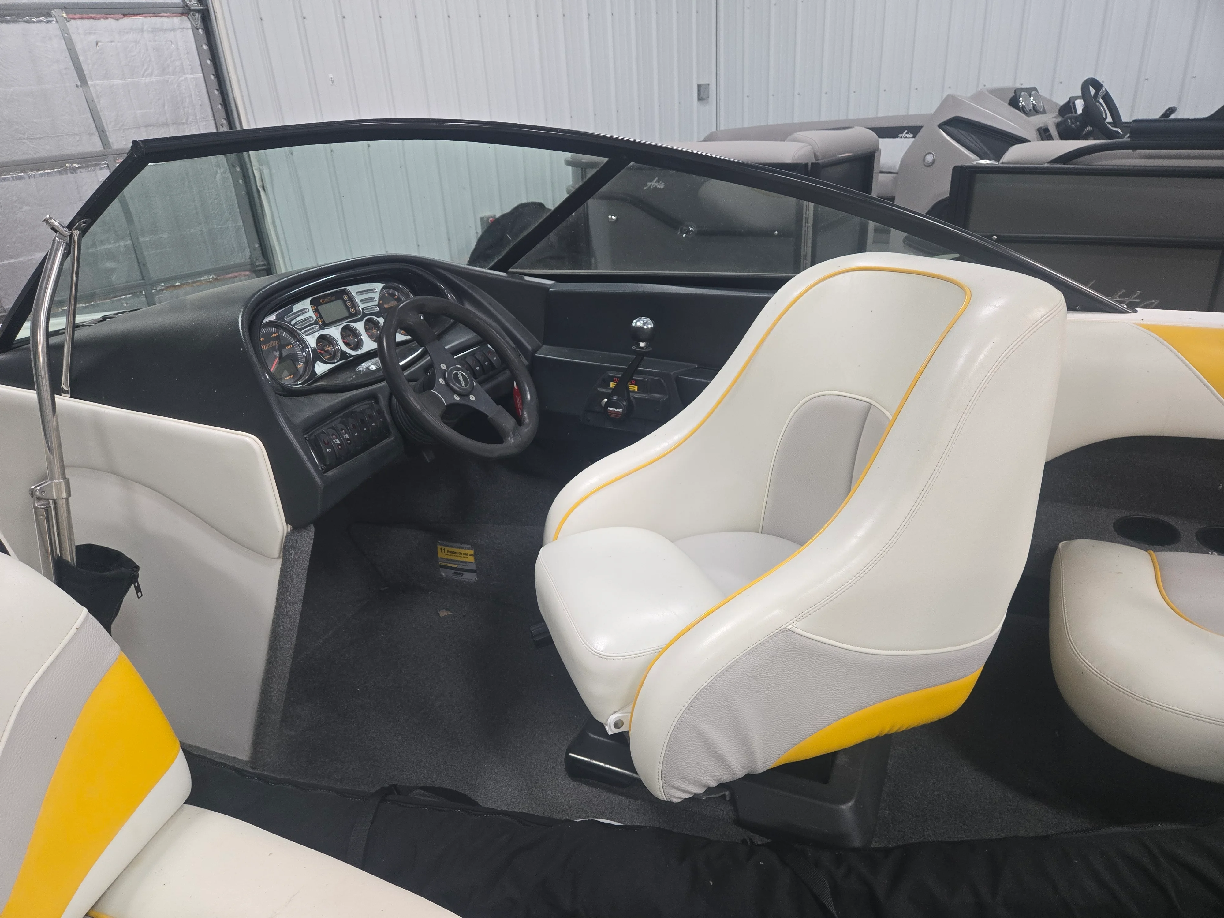 2006 Malibu 21 V-RIDE Image Thumbnail #6