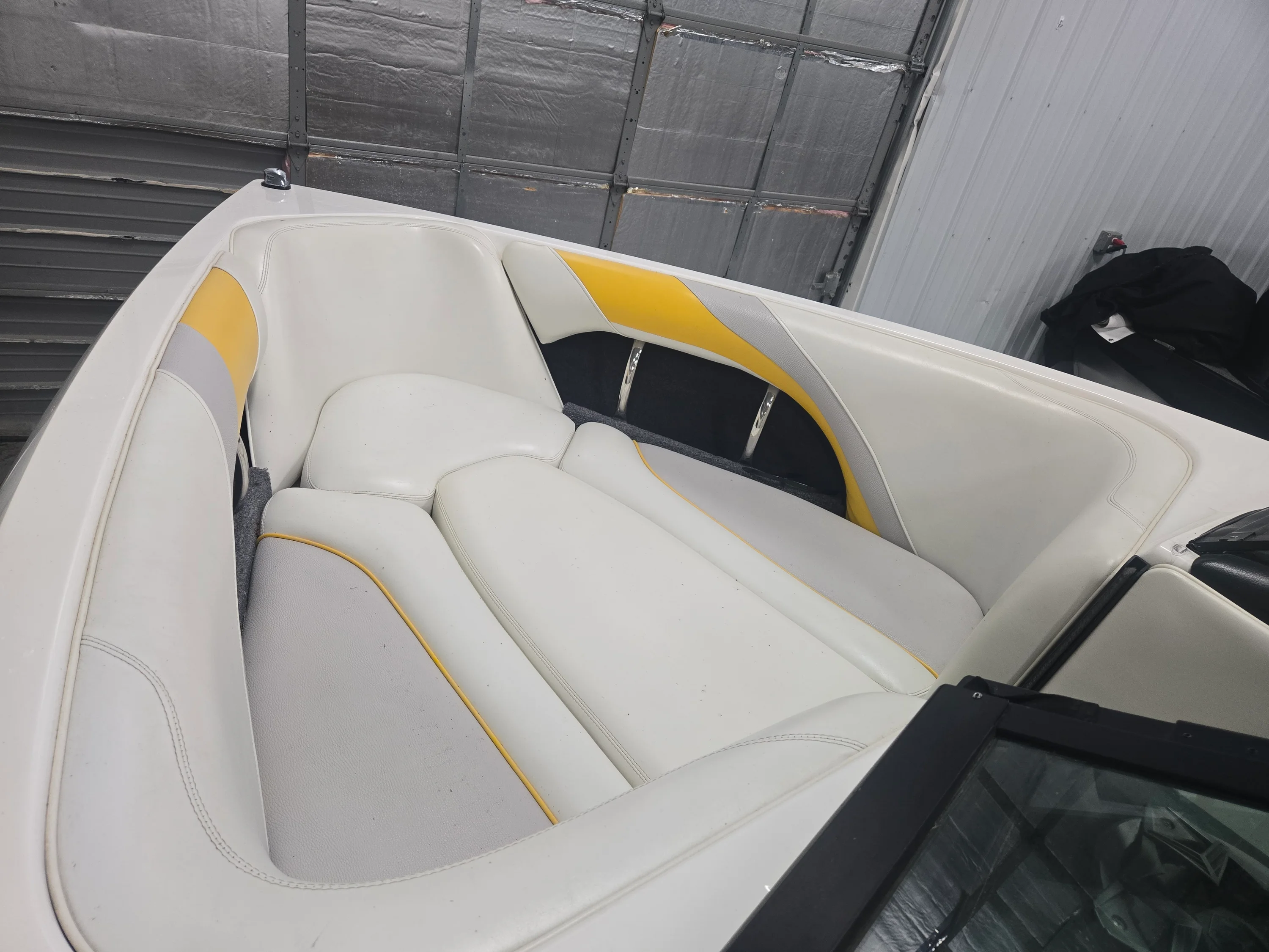 2006 Malibu 21 V-RIDE Image Thumbnail #4