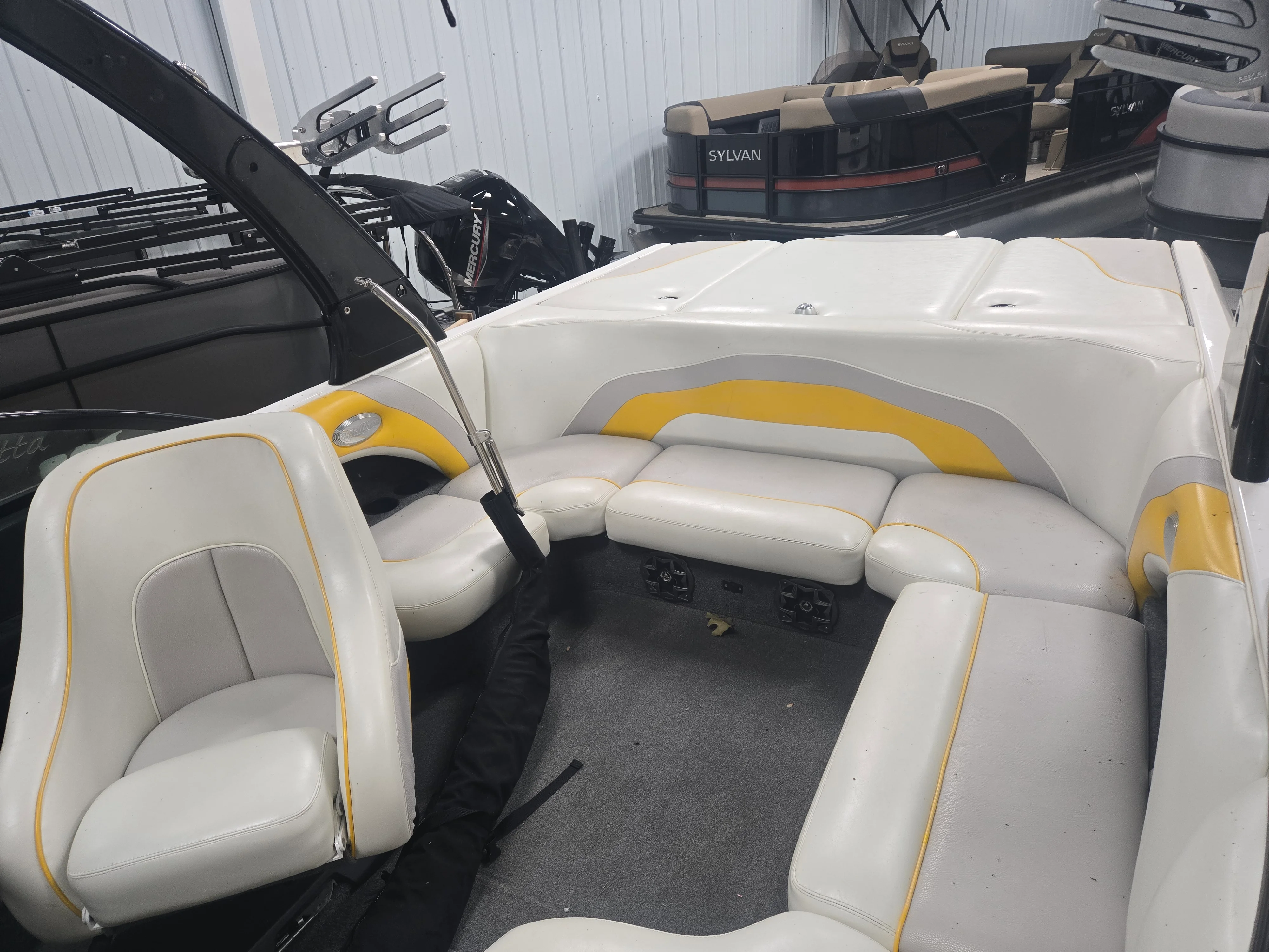 2006 Malibu 21 V-RIDE Image Thumbnail #5