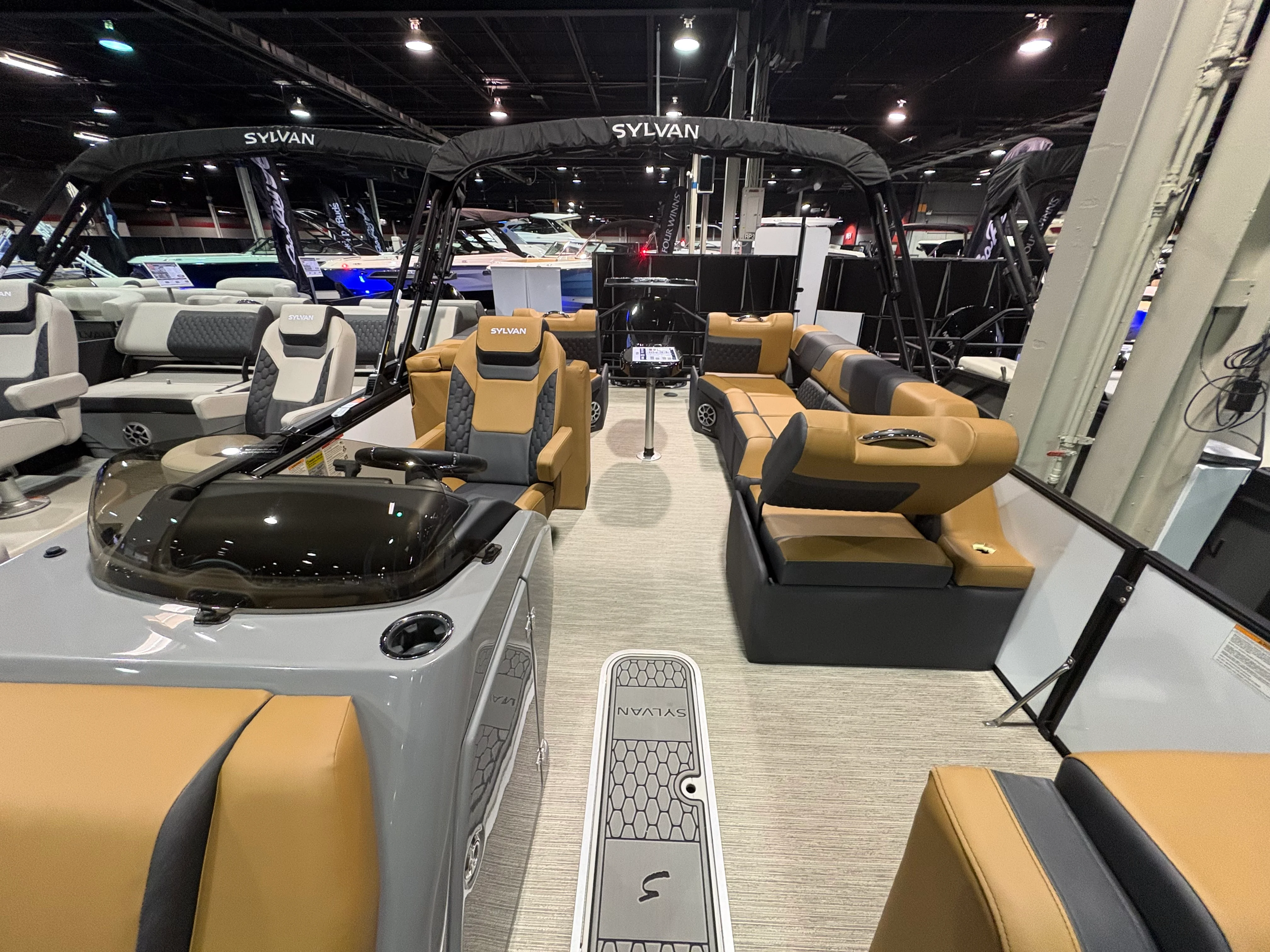 2026 Sylvan L3 SLZ Image Thumbnail #3