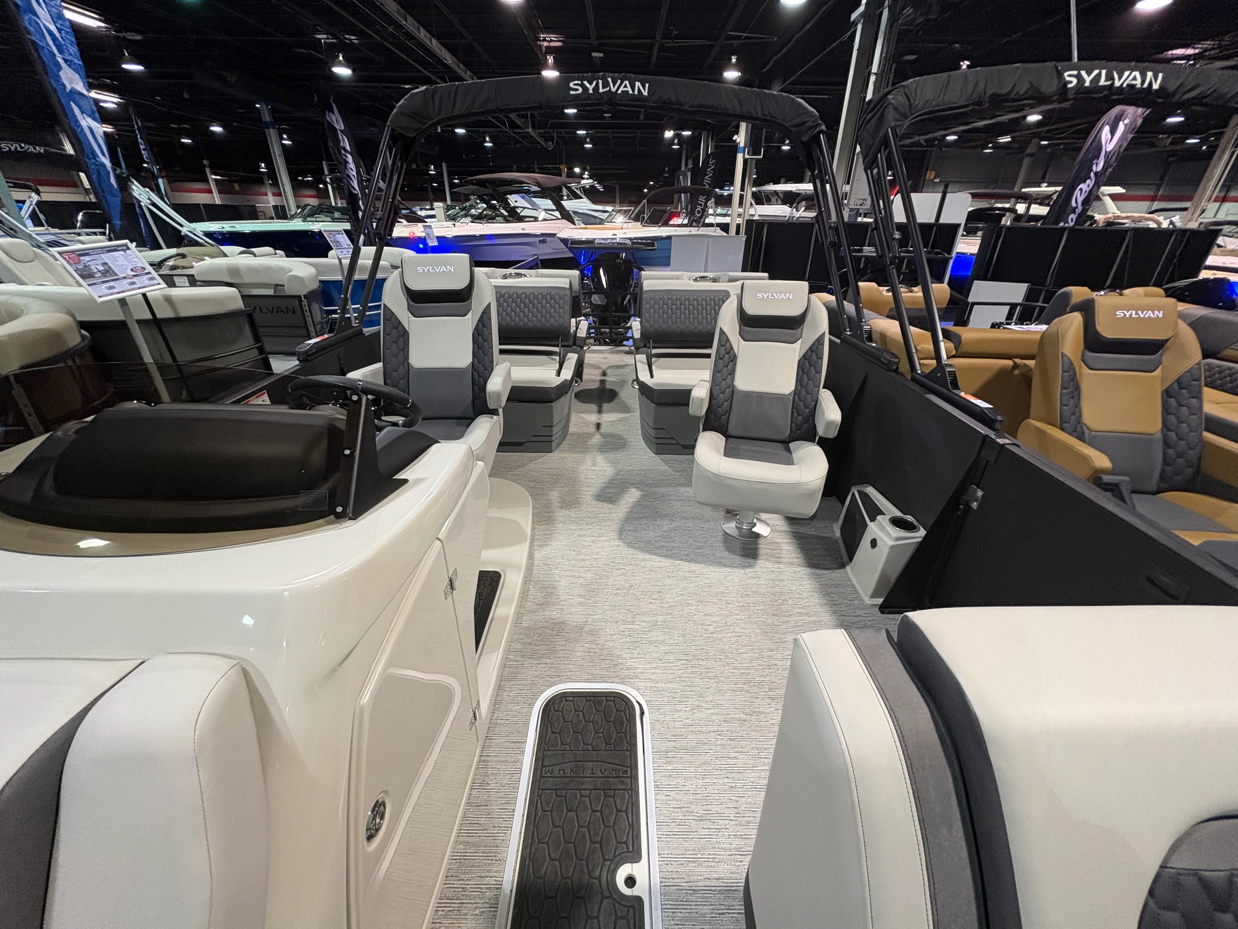 2026 Sylvan L5 RLZ Image Thumbnail #5