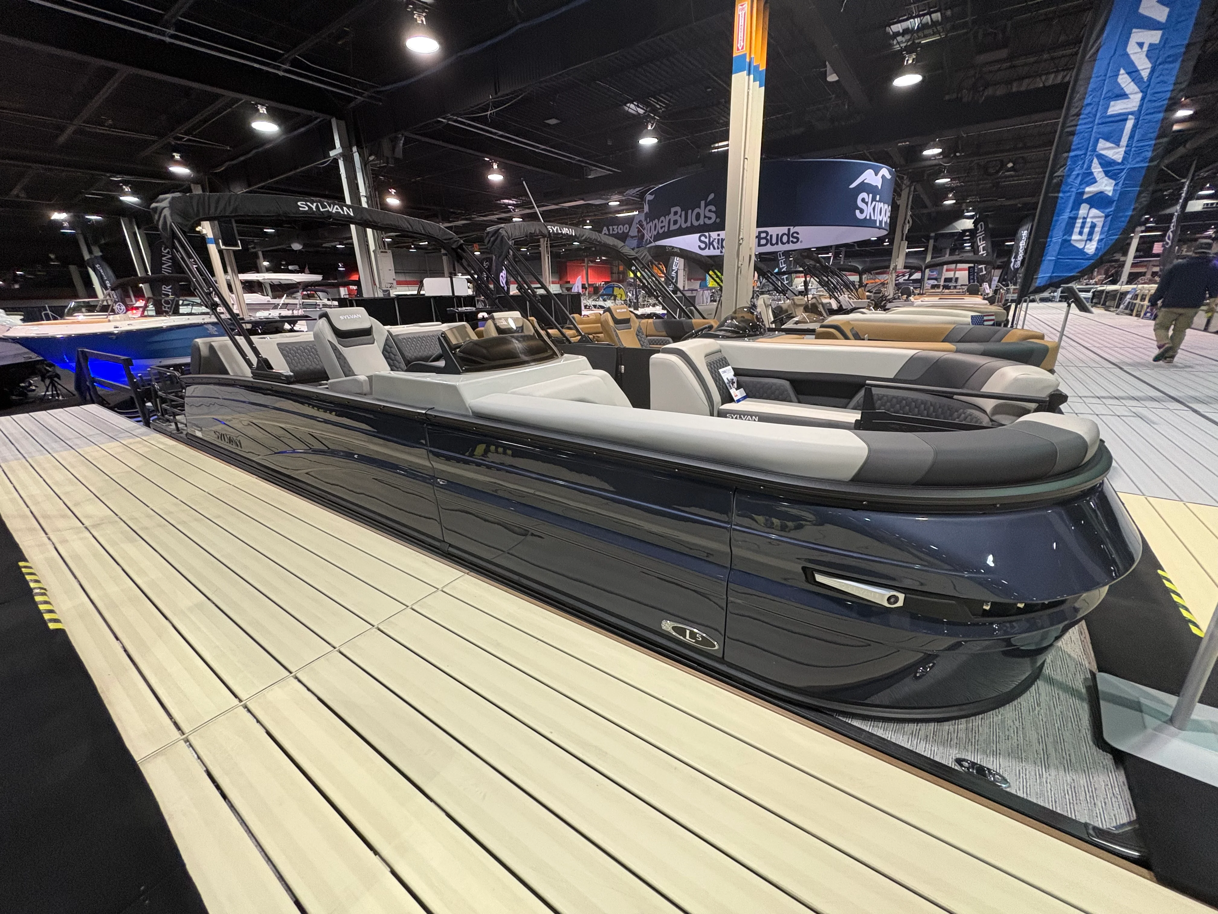 2026 Sylvan L5 RLZ Image Thumbnail #0