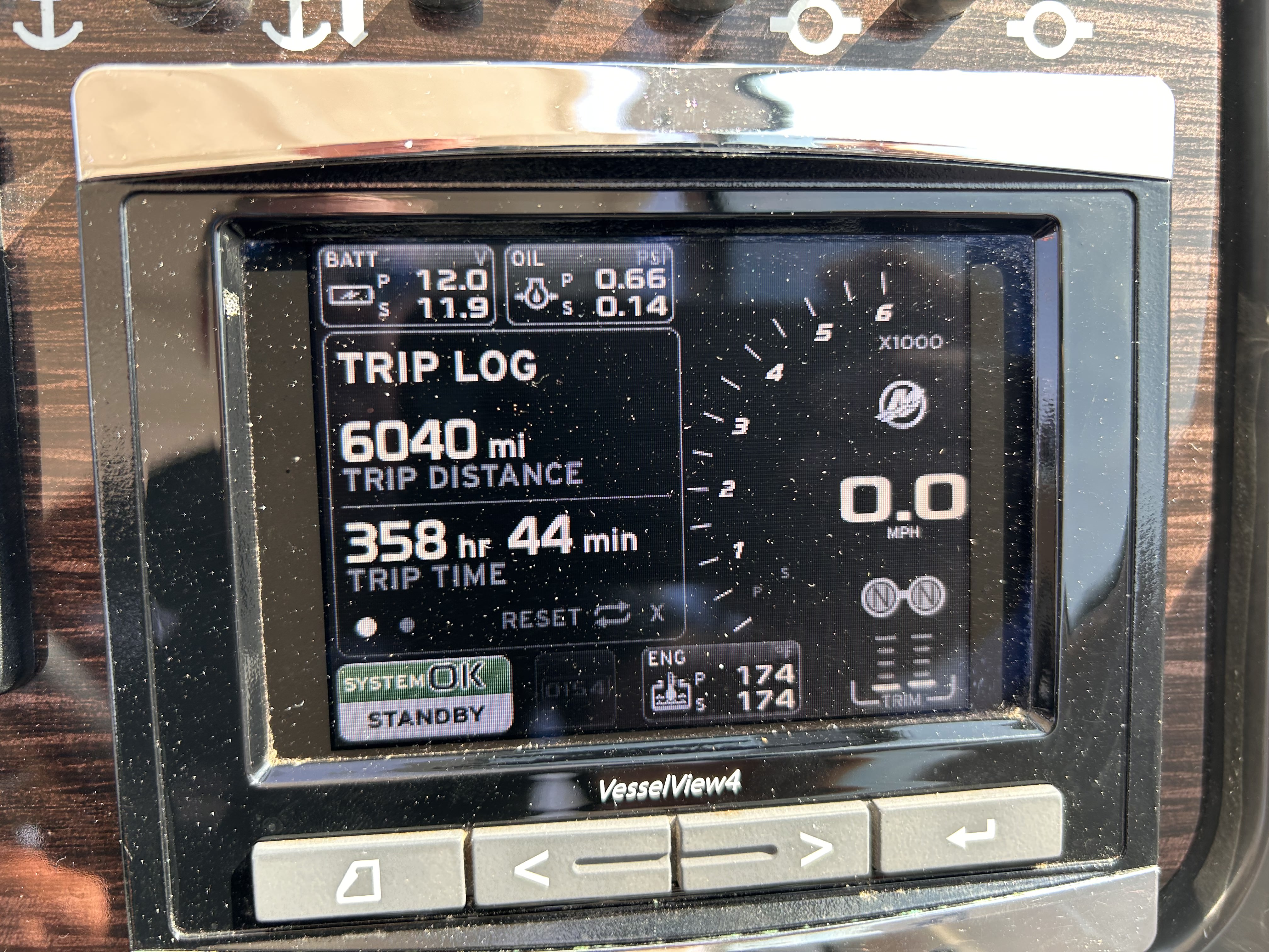 2017 Sea Ray Sundancer 350 Image Thumbnail #26