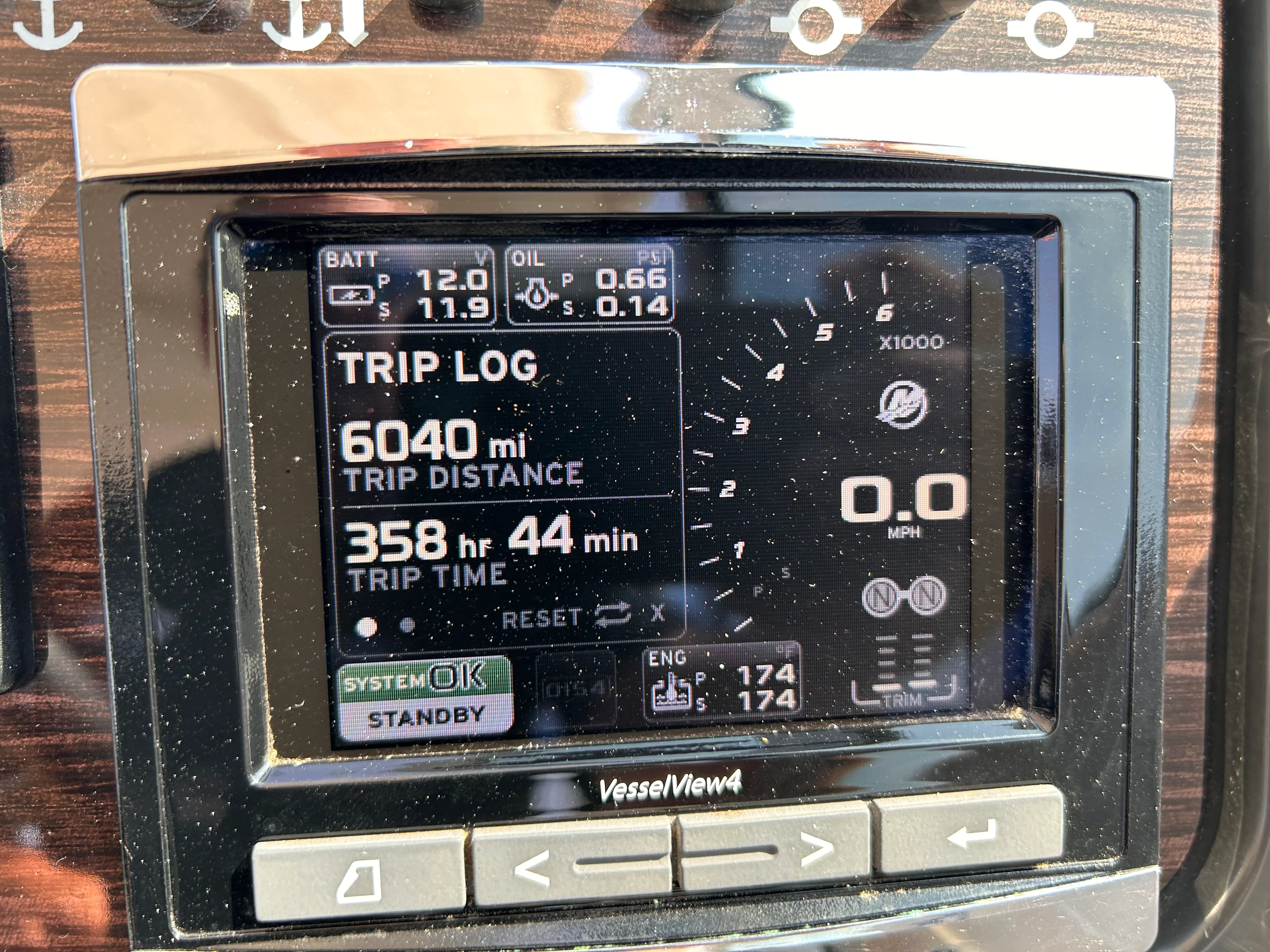 2017 Sea Ray Sundancer 350 Image Thumbnail #26