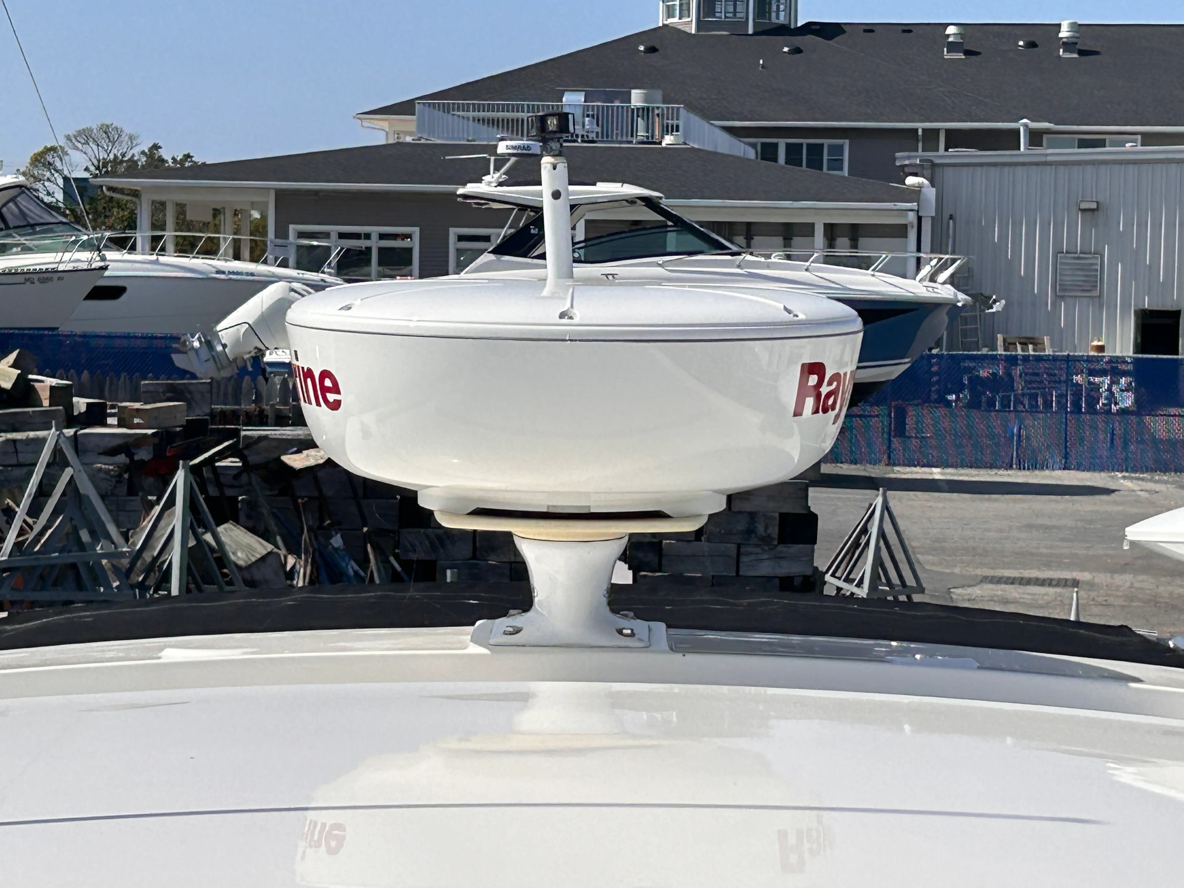 2017 Sea Ray Sundancer 350 Image Thumbnail #40