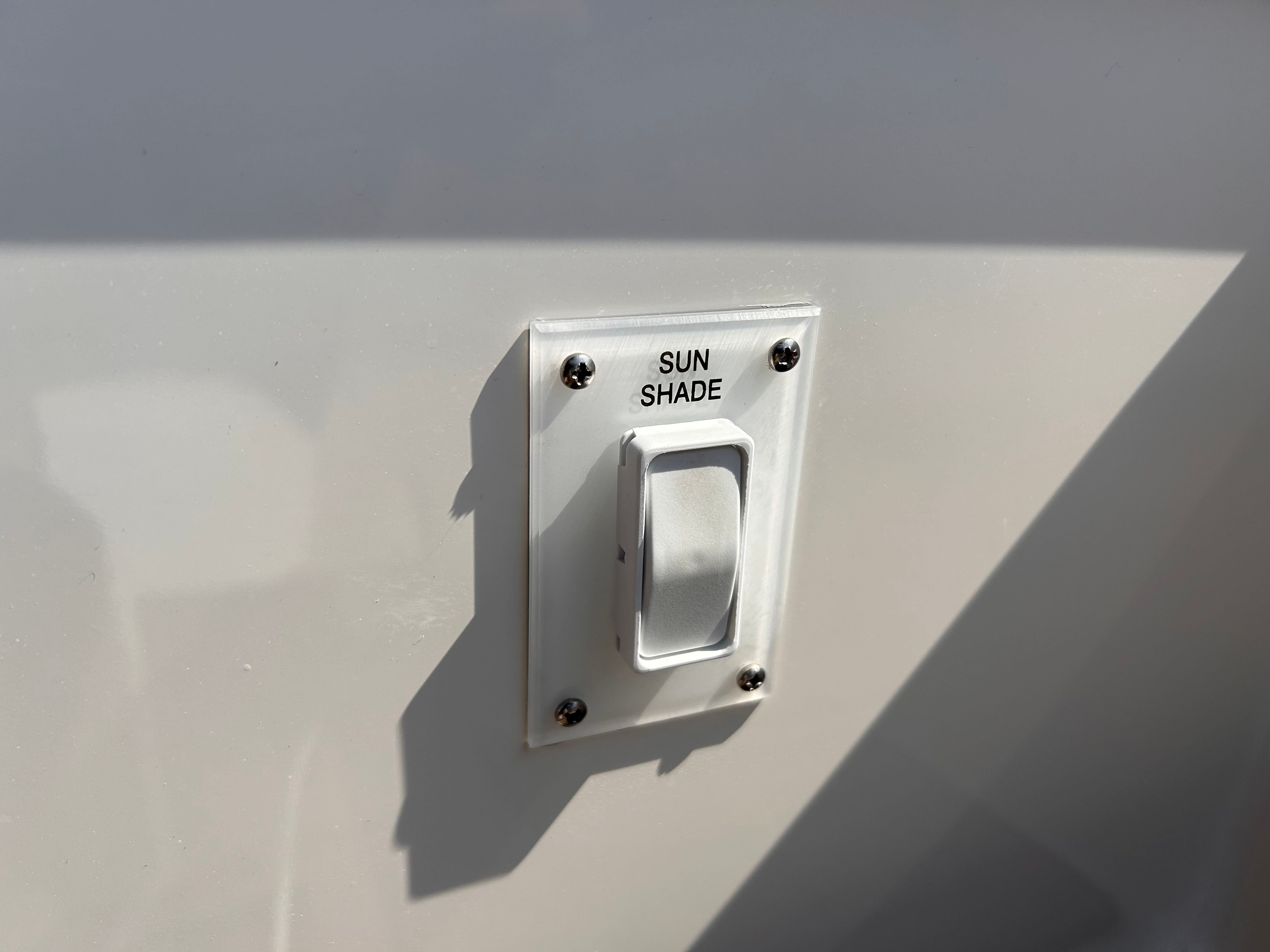 2017 Sea Ray Sundancer 350 Image Thumbnail #19