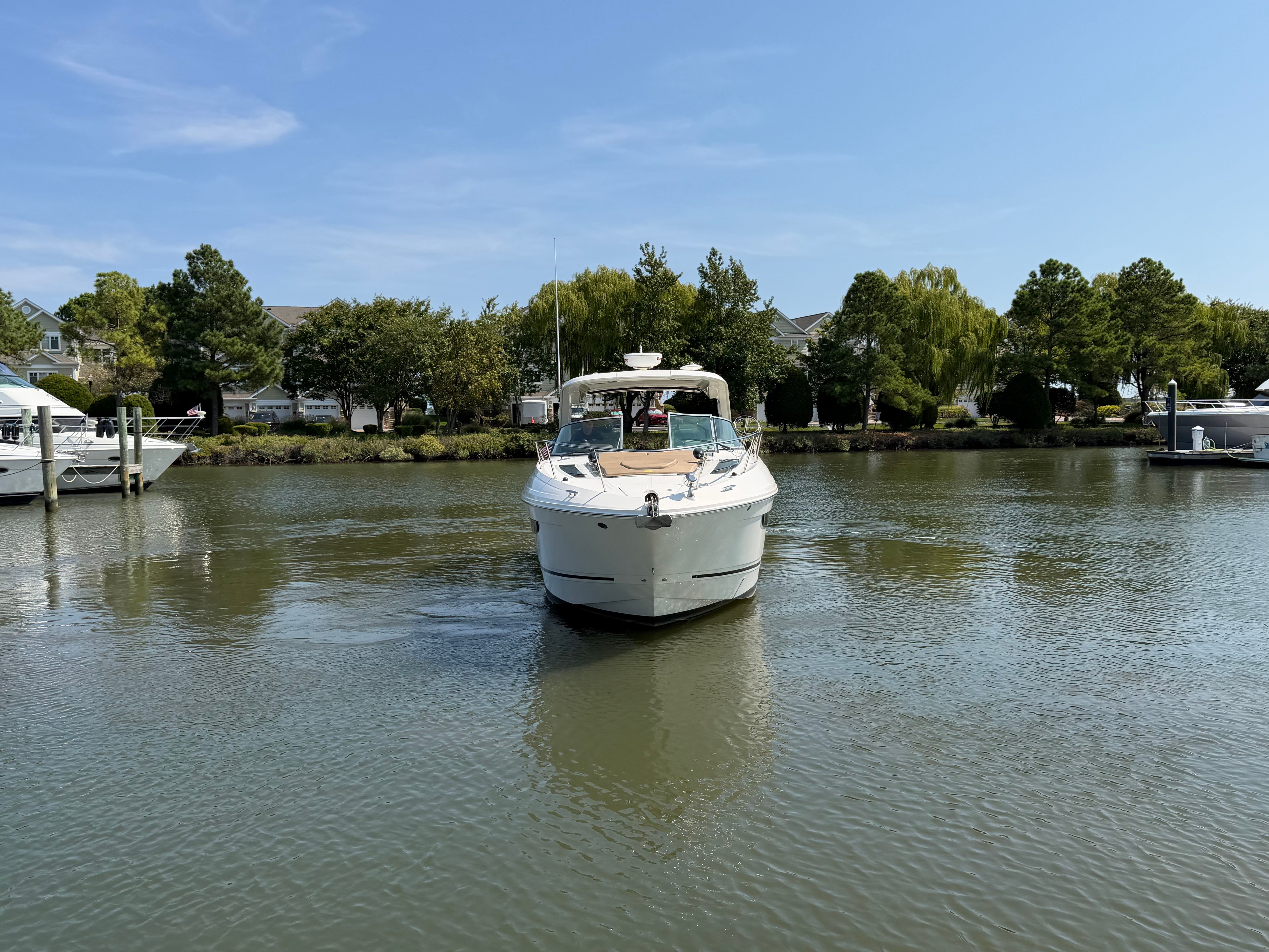 2017 Sea Ray Sundancer 350 Image Thumbnail #6