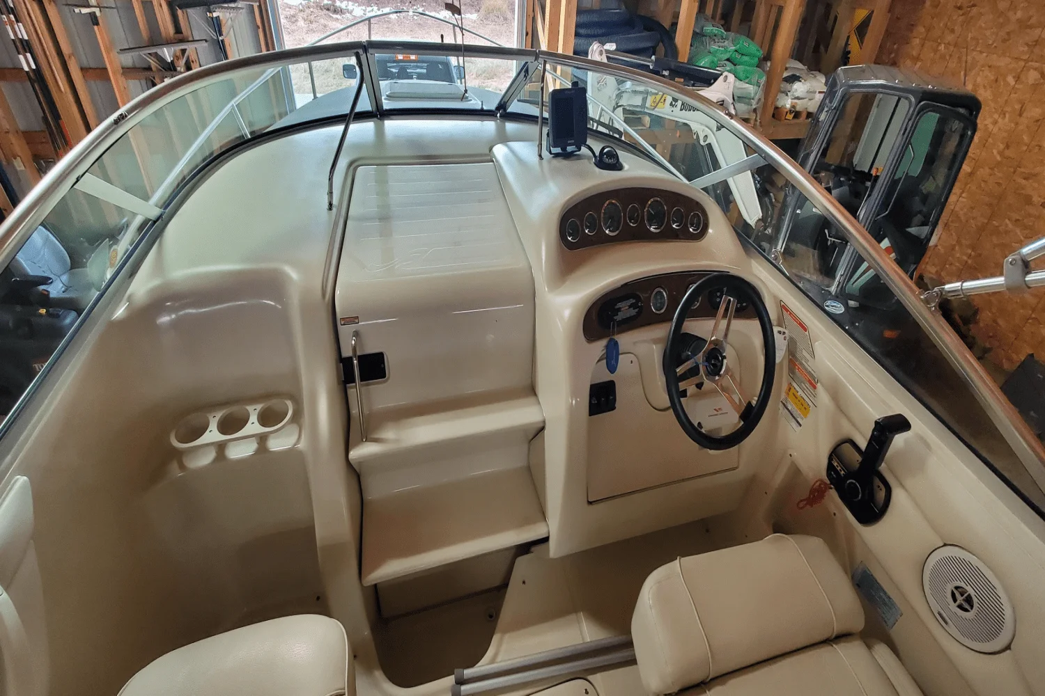 2000 Sea Ray 245 WEEKENDER Image Thumbnail #9