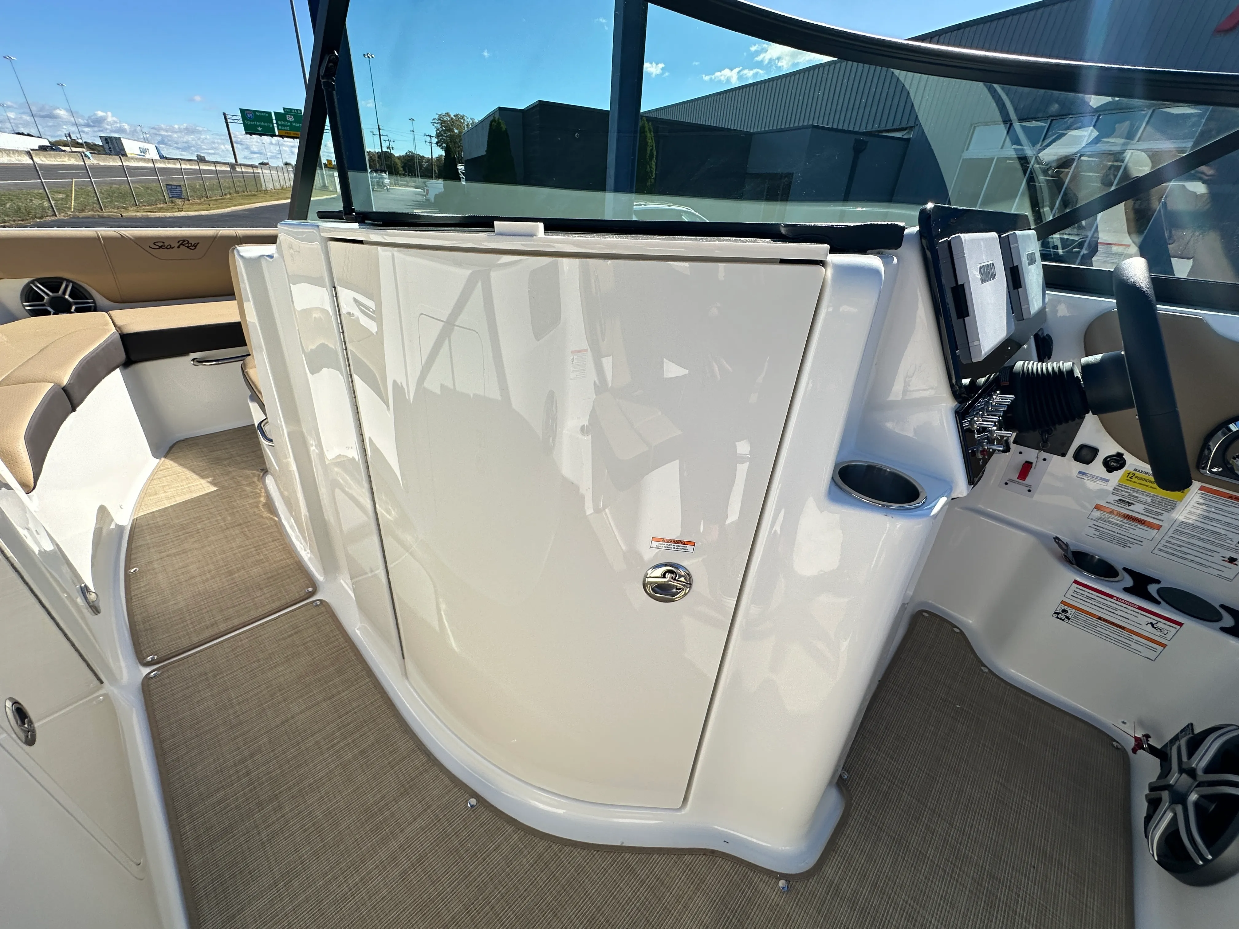 2026 Sea Ray SDX 230 Surf Image Thumbnail #23