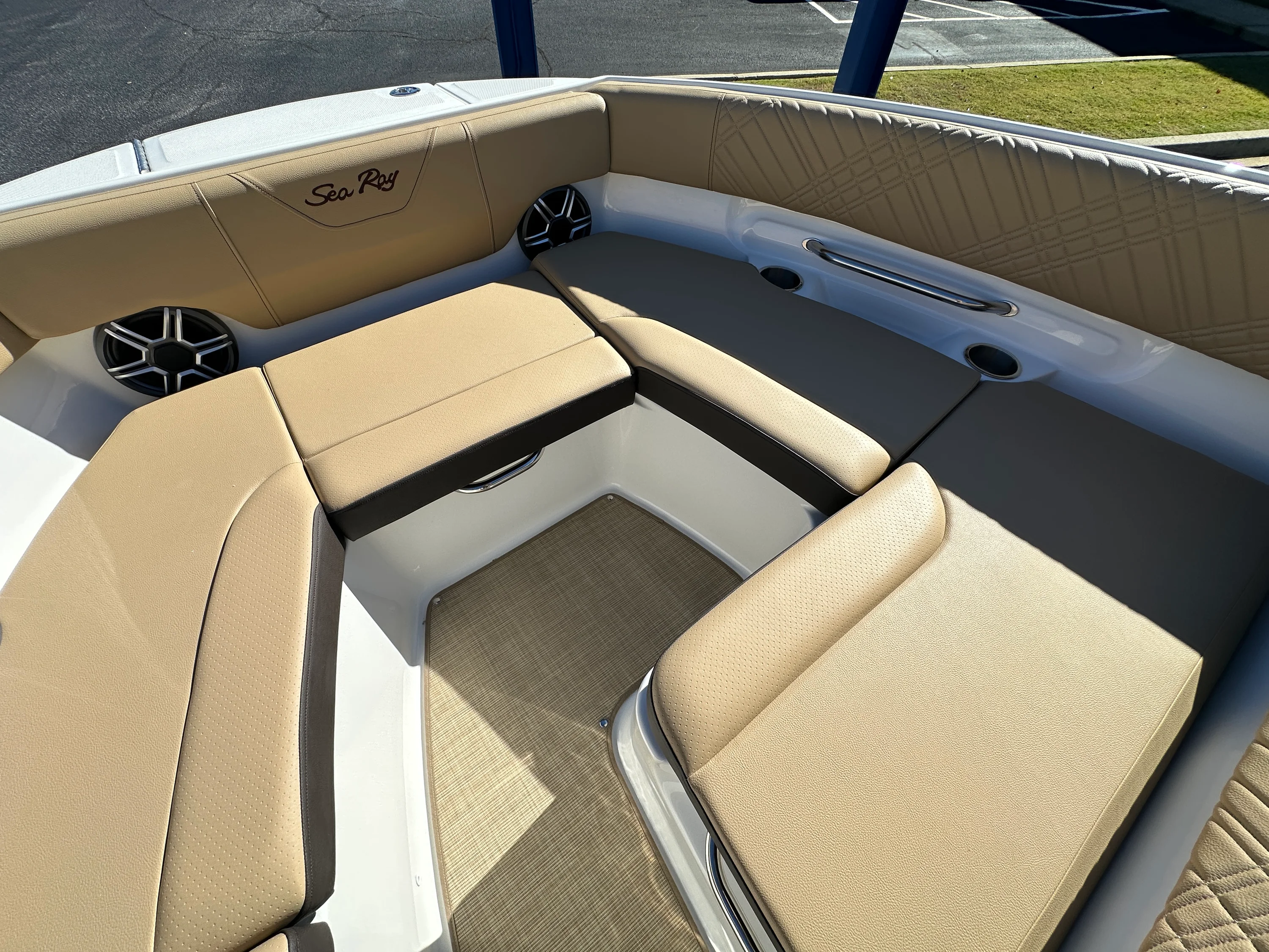 2026 Sea Ray SDX 230 Surf Image Thumbnail #27