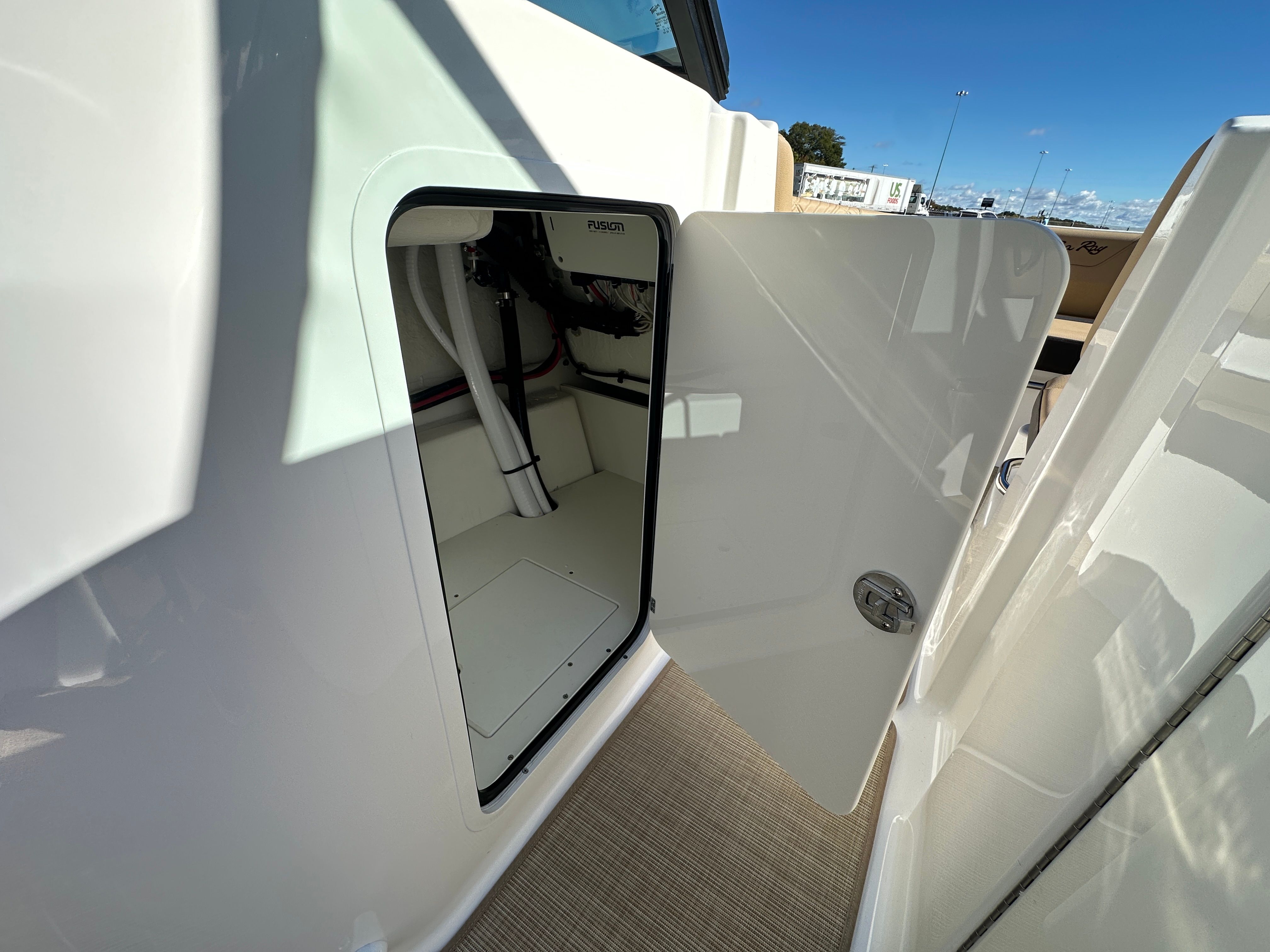 2026 Sea Ray SDX 230 Surf Image Thumbnail #24