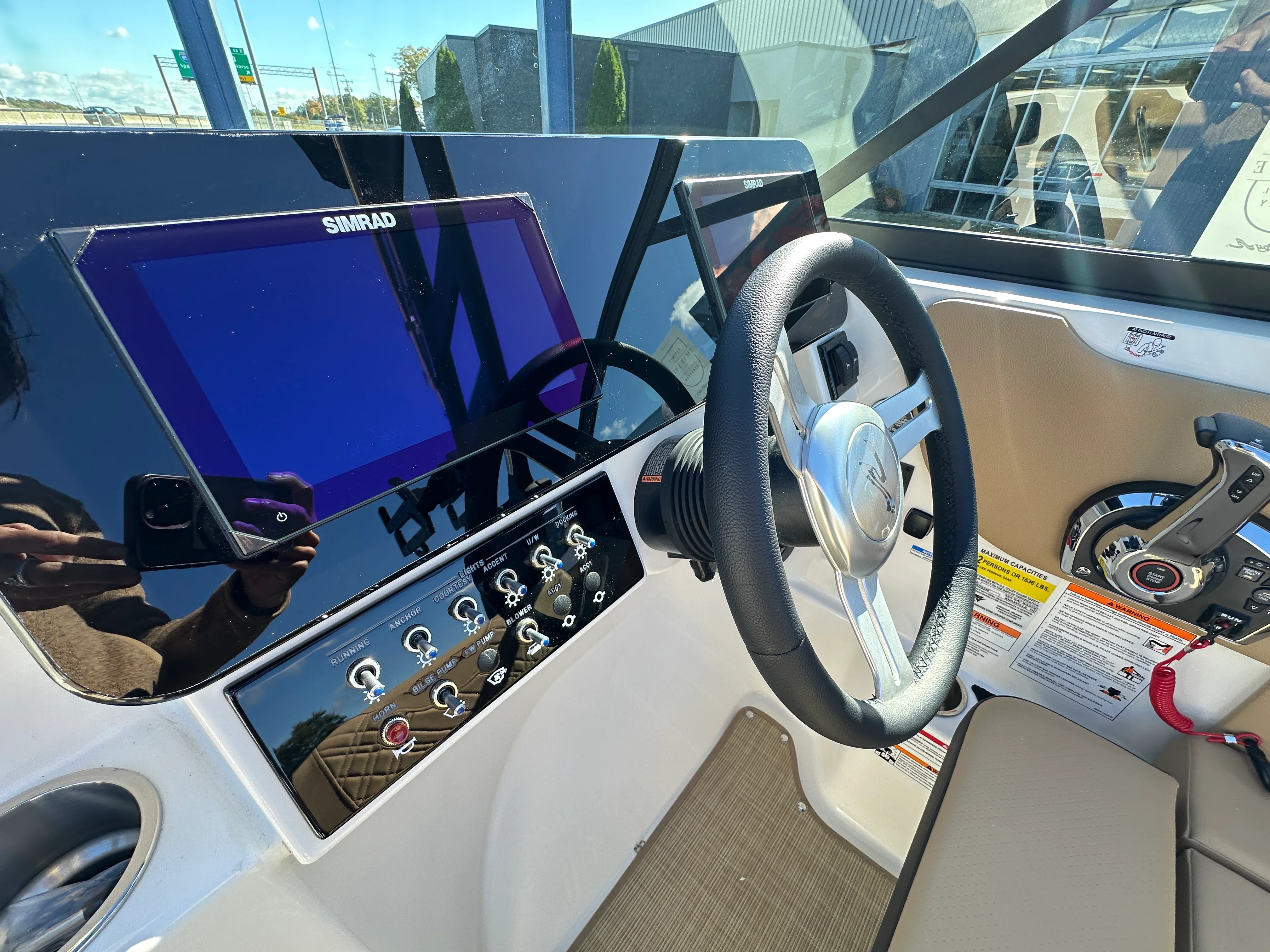 2026 Sea Ray SDX 230 Surf Image Thumbnail #19