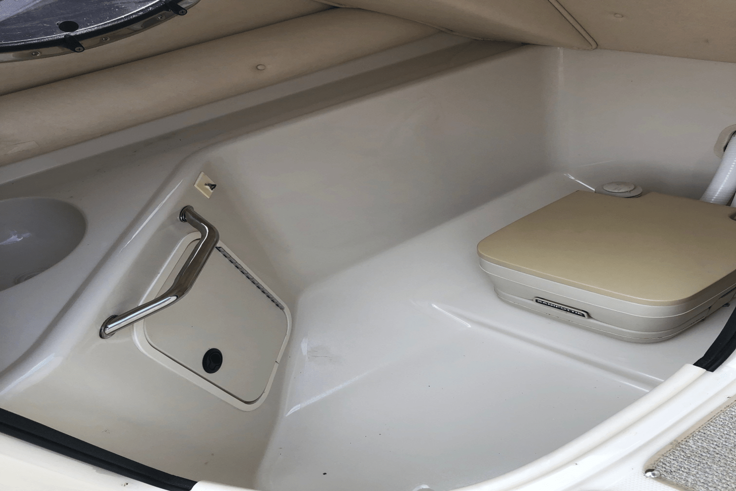 2001 Sea Ray 240 SD Image Thumbnail #6