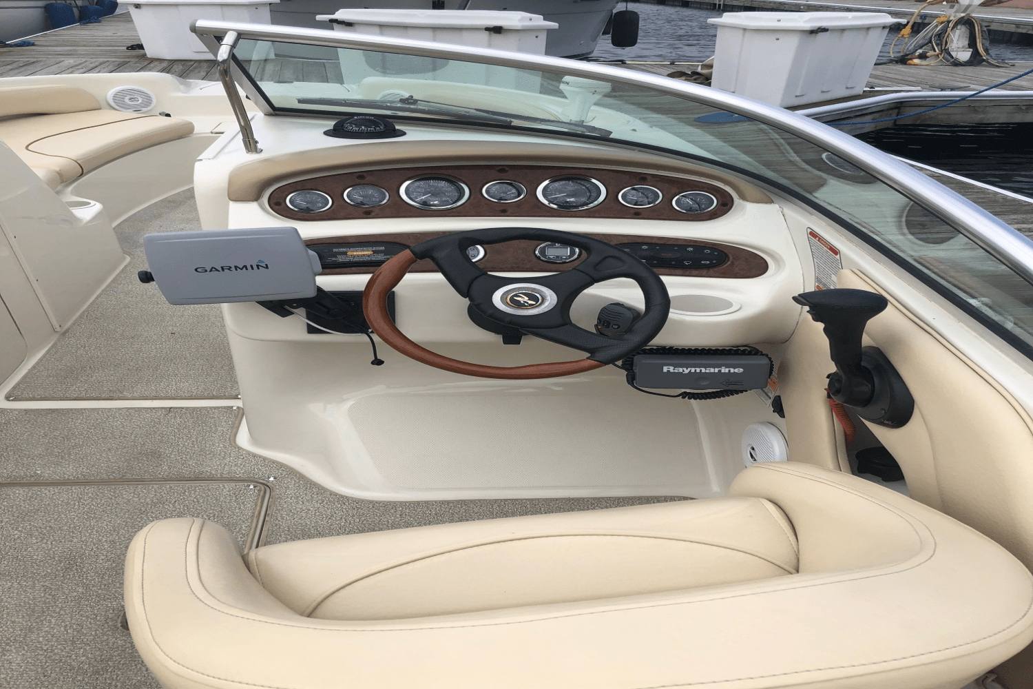 2001 Sea Ray 240 SD Image Thumbnail #4
