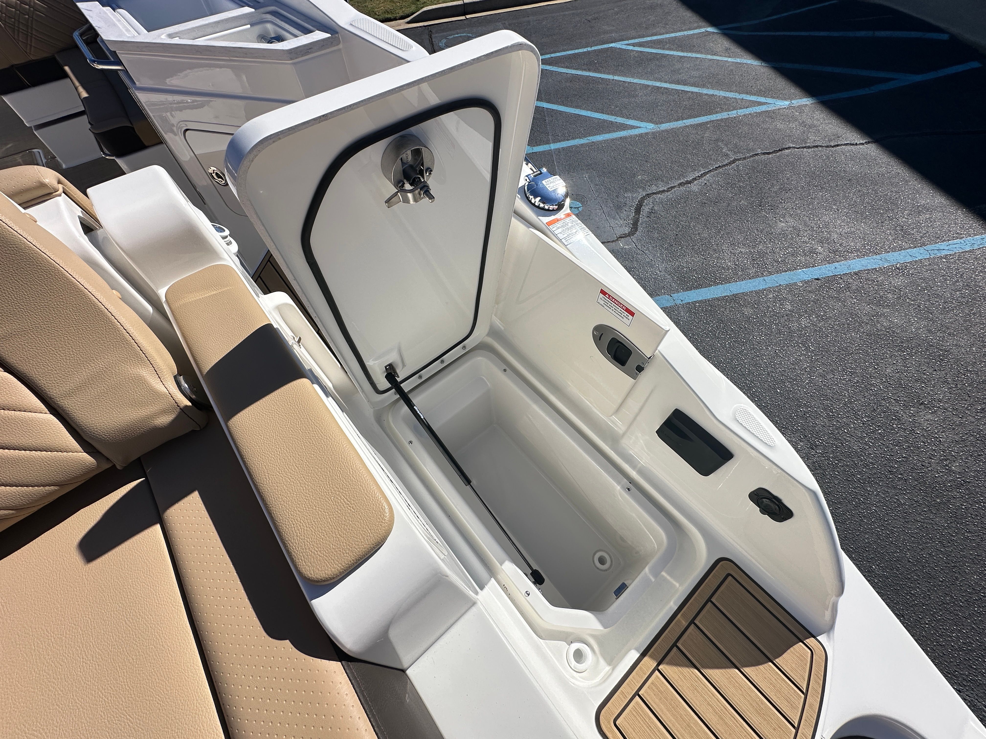 2026 Sea Ray SDX 290 Image Thumbnail #8