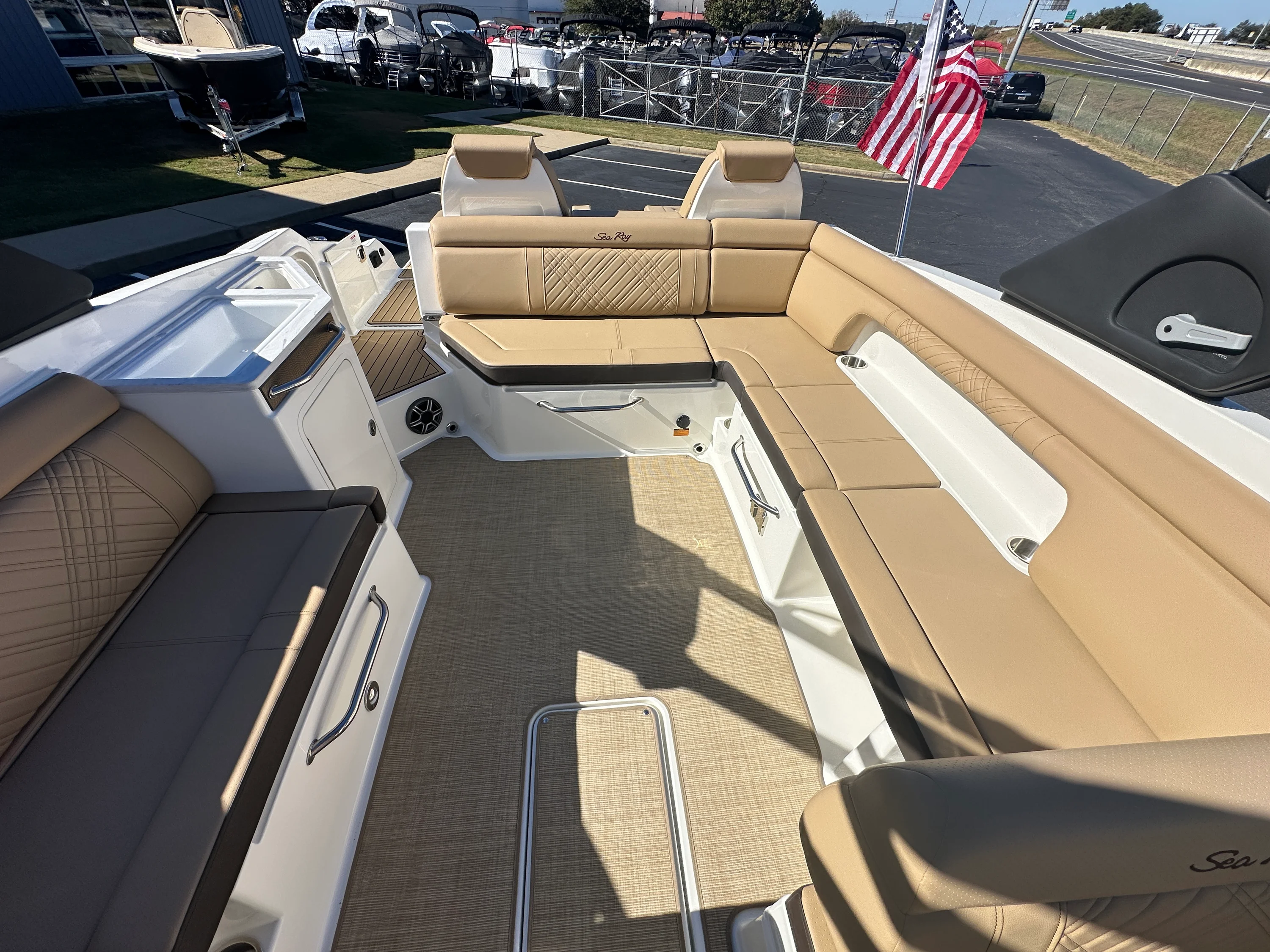 2026 Sea Ray SDX 290 Image Thumbnail #10