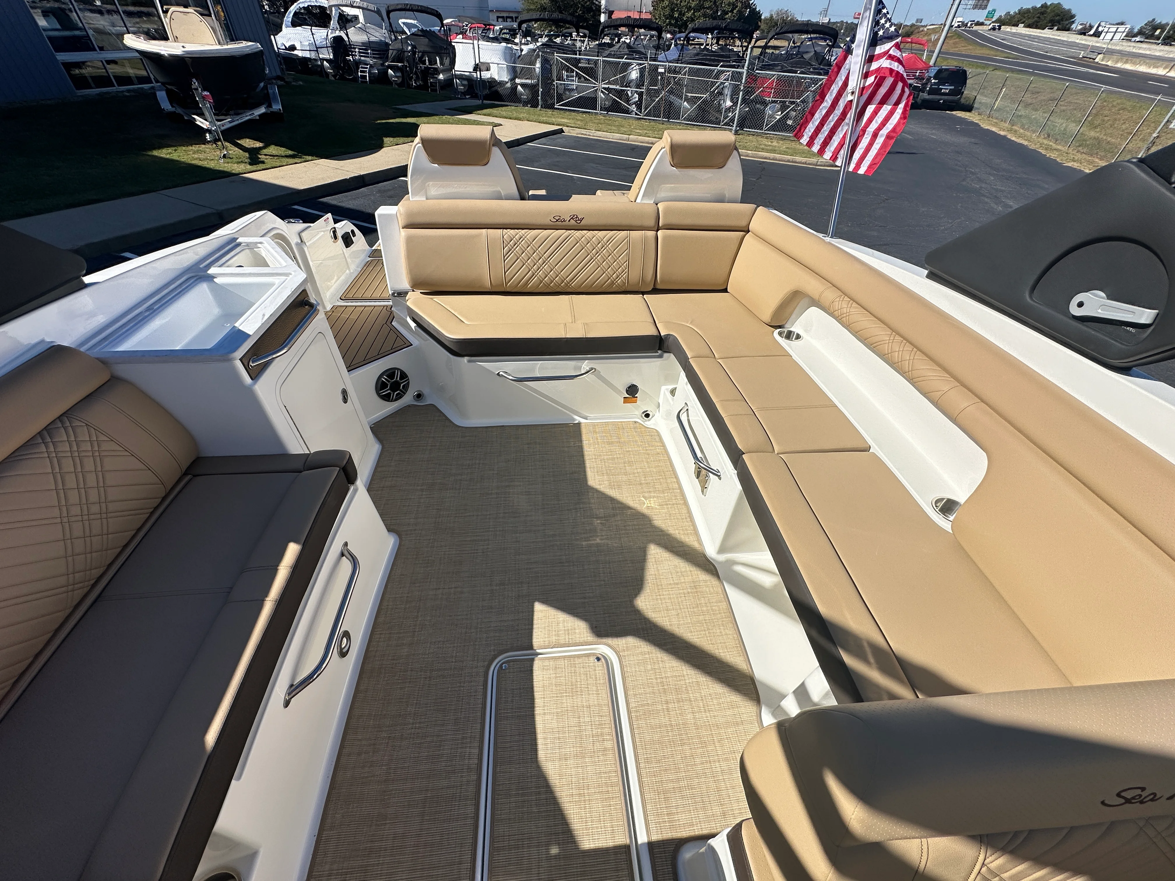 2026 Sea Ray SDX 290 Image Thumbnail #10