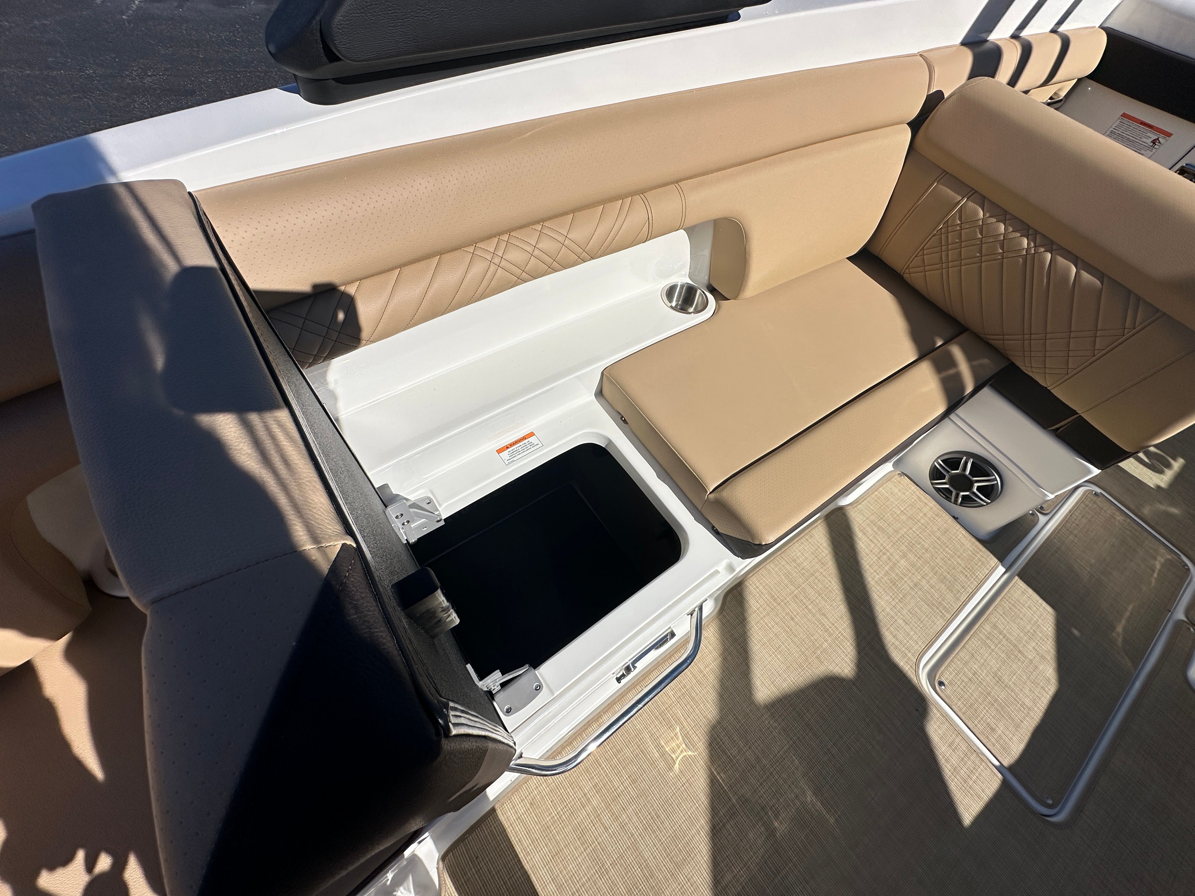 2026 Sea Ray SDX 290 Image Thumbnail #11