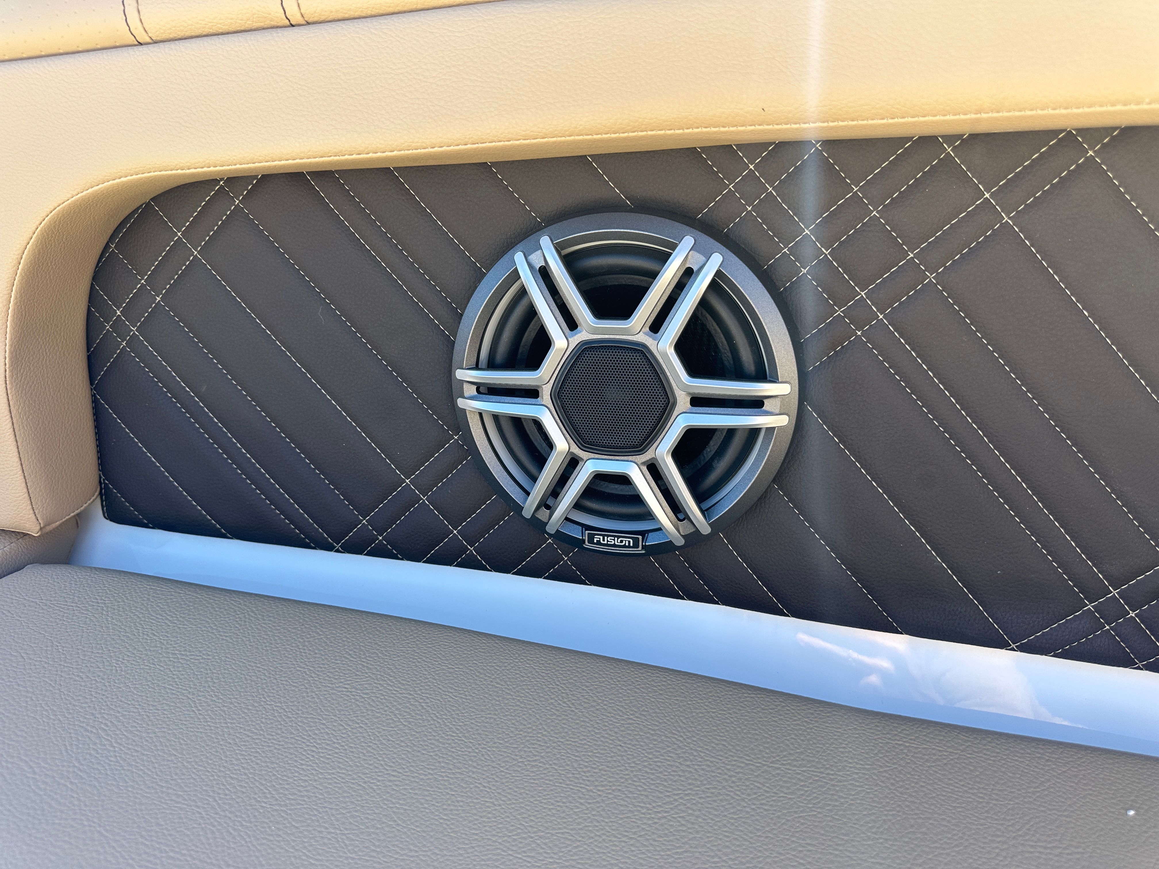 2026 Sea Ray SDX 290 Image Thumbnail #29