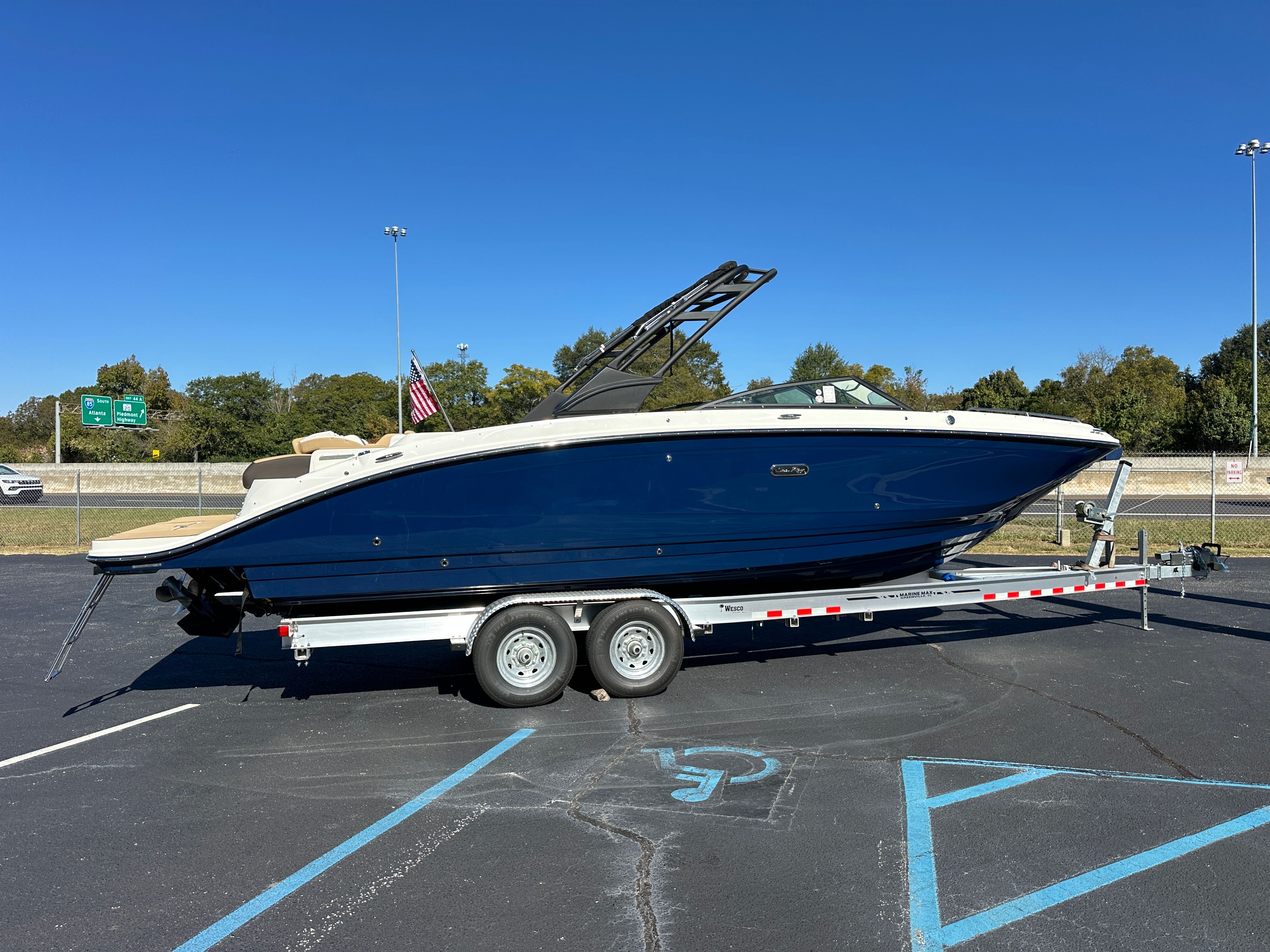 2026 Sea Ray SDX 290 Image Thumbnail #3