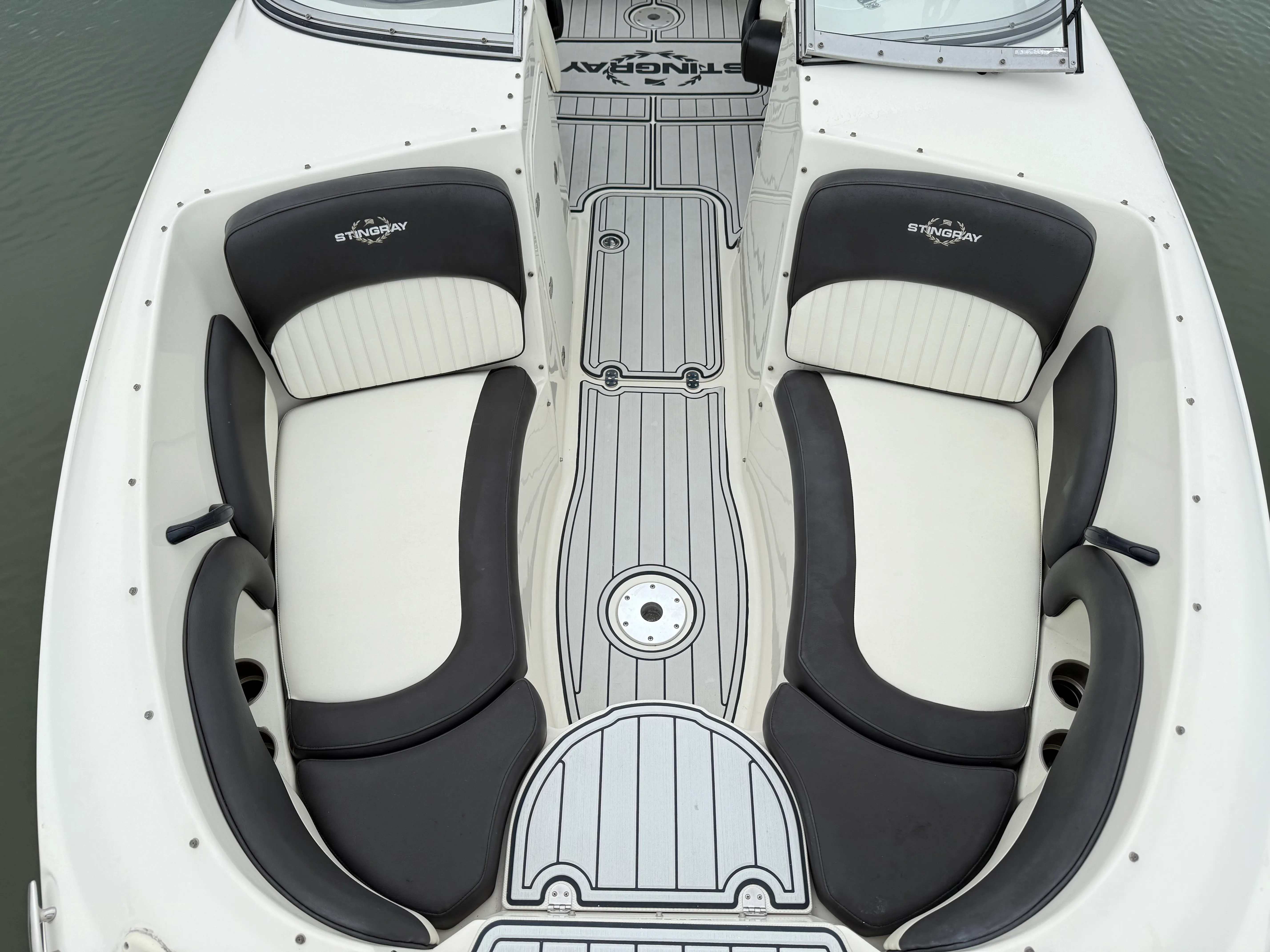 2019 Stingray 234LR Image Thumbnail #15