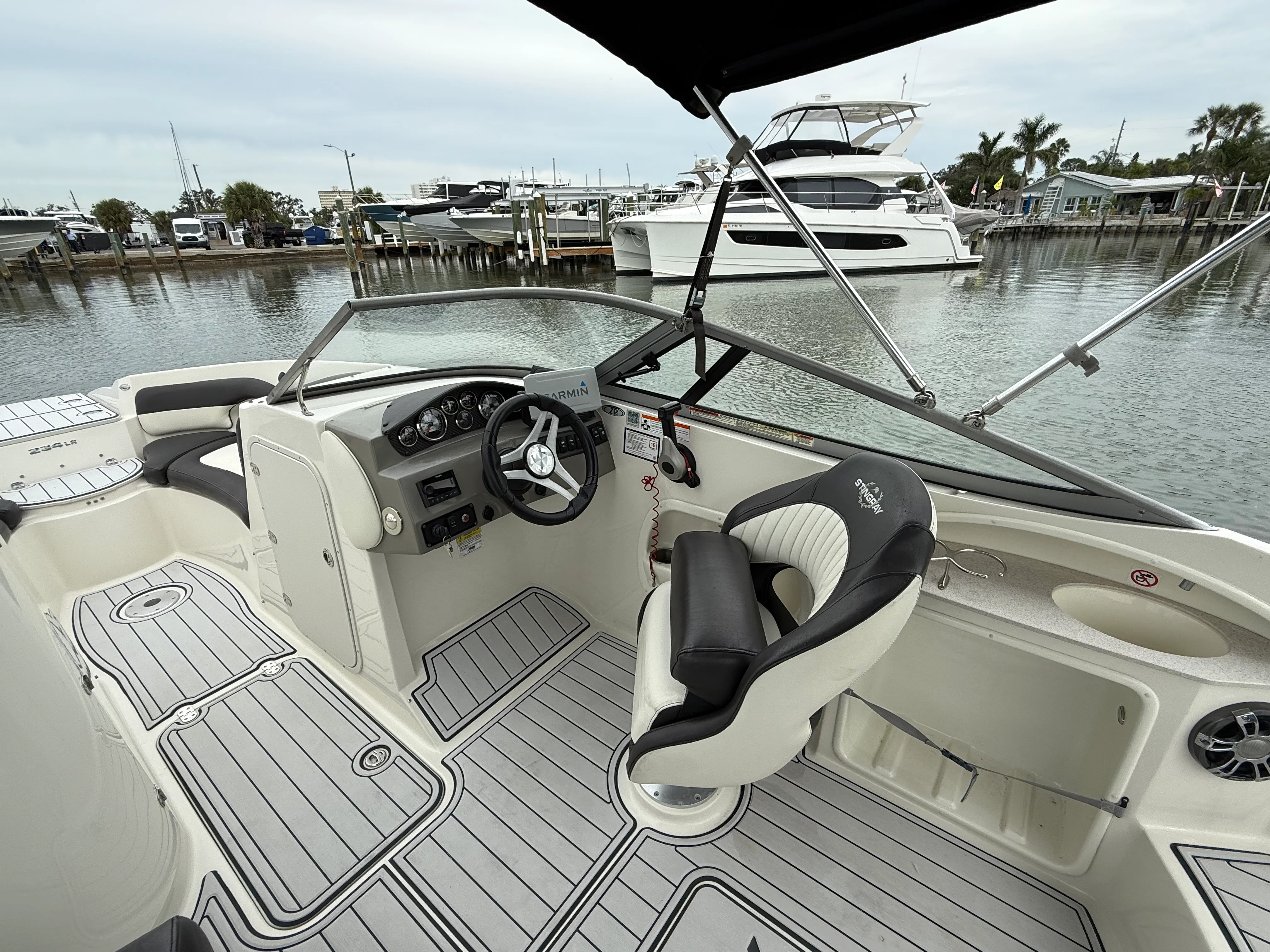 2019 Stingray 234LR Image Thumbnail #25
