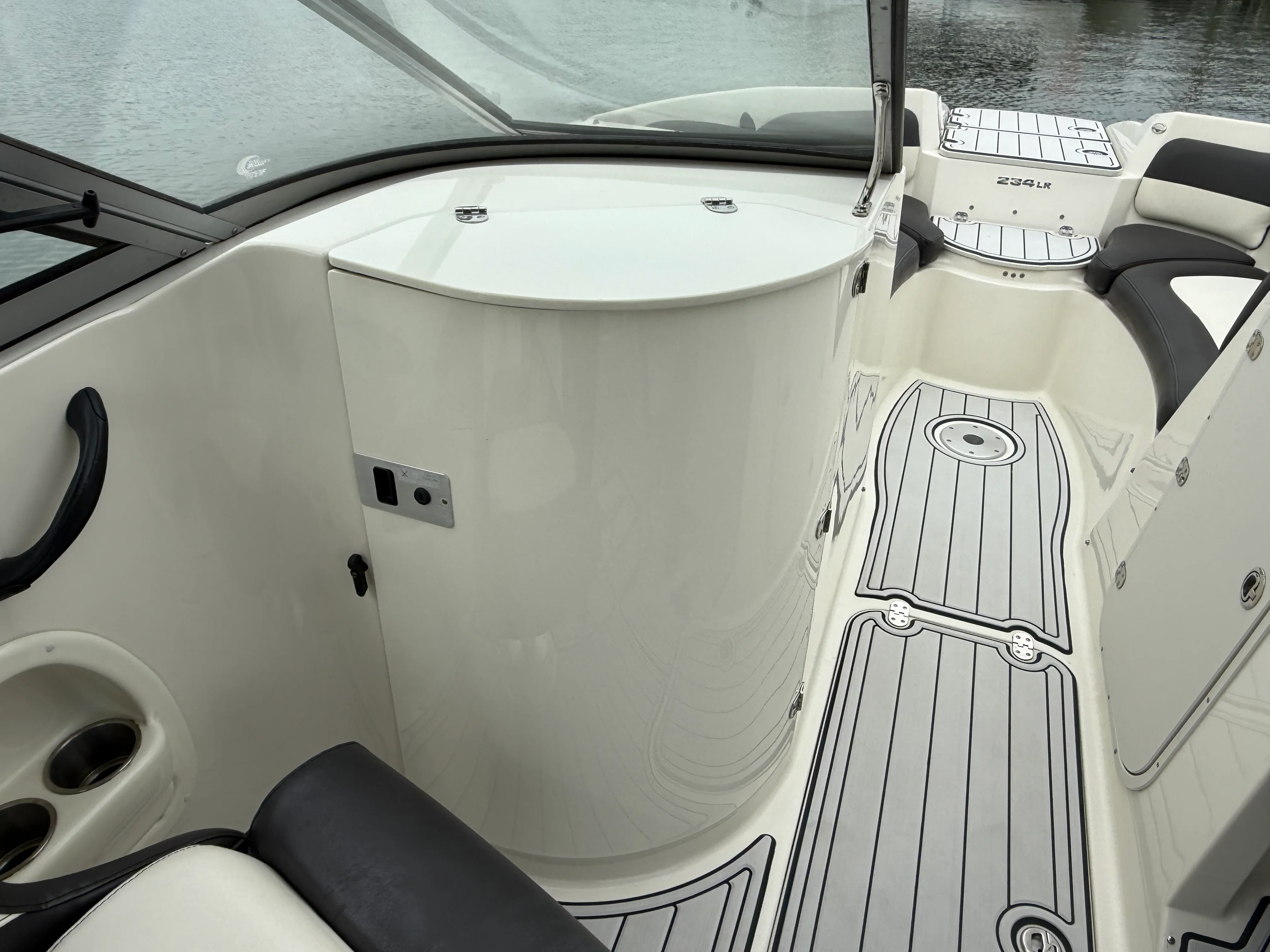 2019 Stingray 234LR Image Thumbnail #35