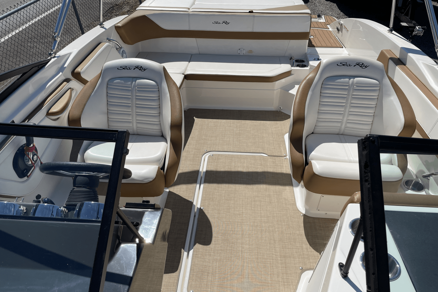 2018 Sea Ray 21 SPX Image Thumbnail #11
