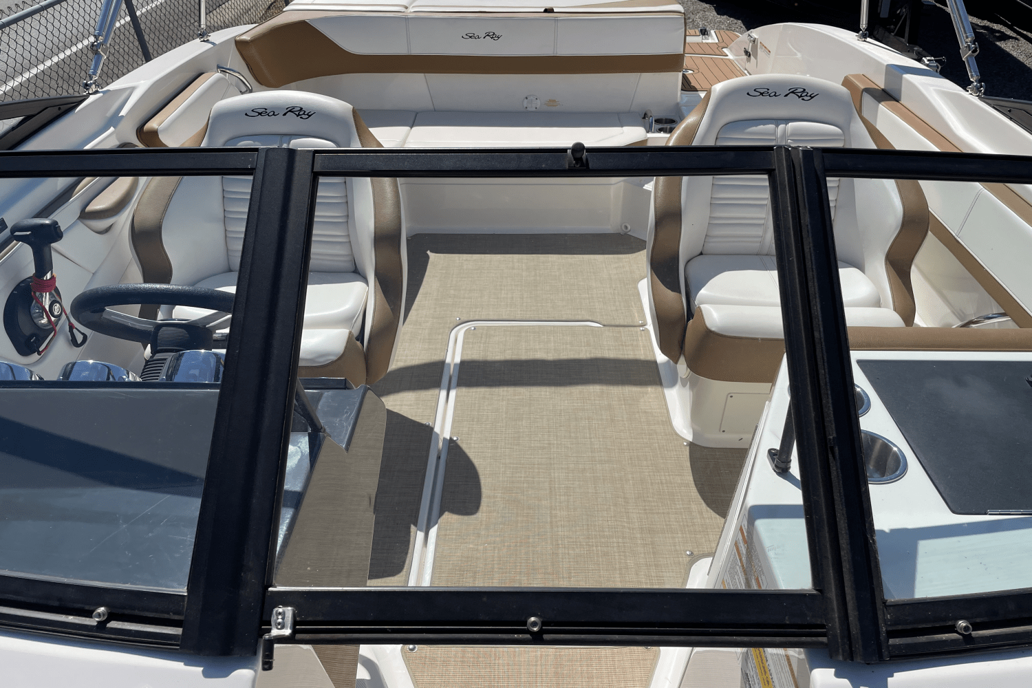 2018 Sea Ray 21 SPX Image Thumbnail #12