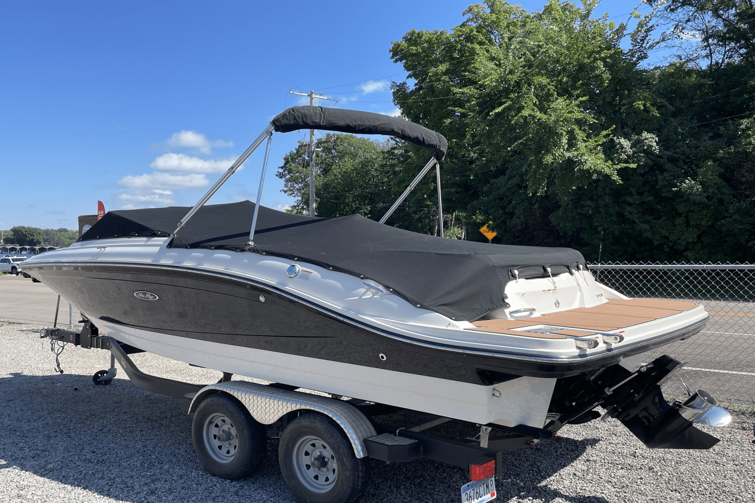 2018 Sea Ray 21 SPX Image Thumbnail #2