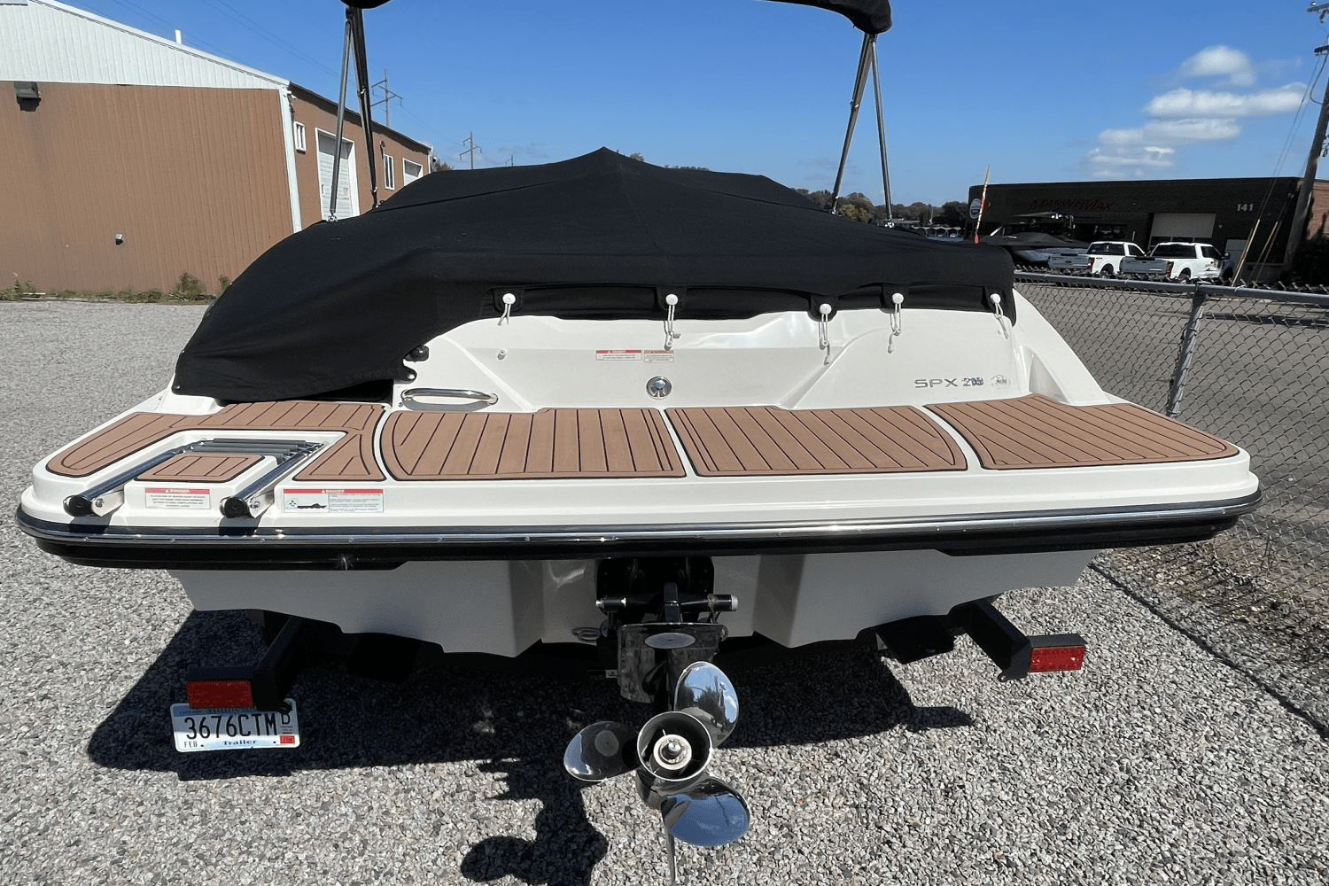 2018 Sea Ray 21 SPX Image Thumbnail #3