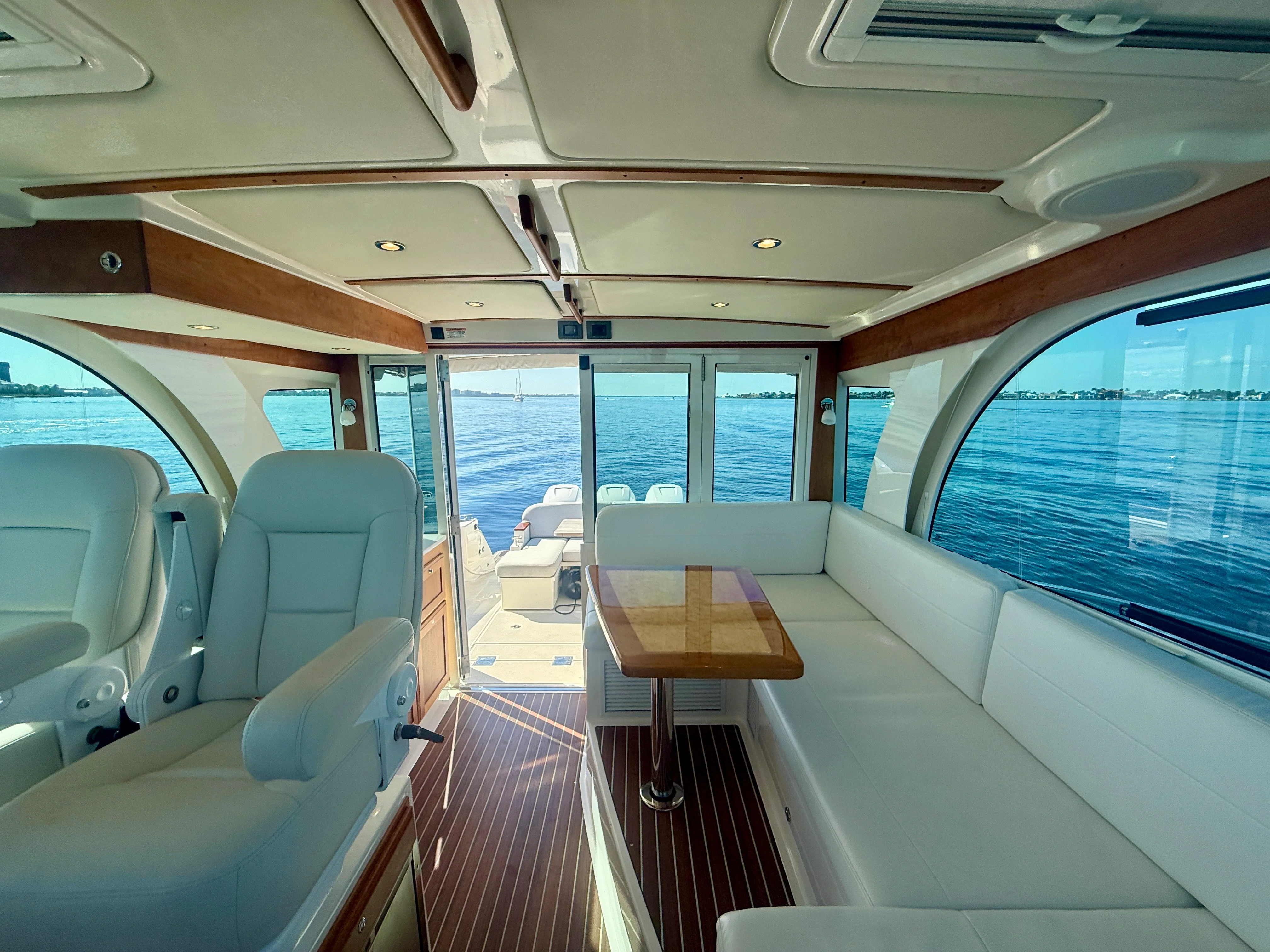 2022 Back Cove 390 Image Thumbnail #18