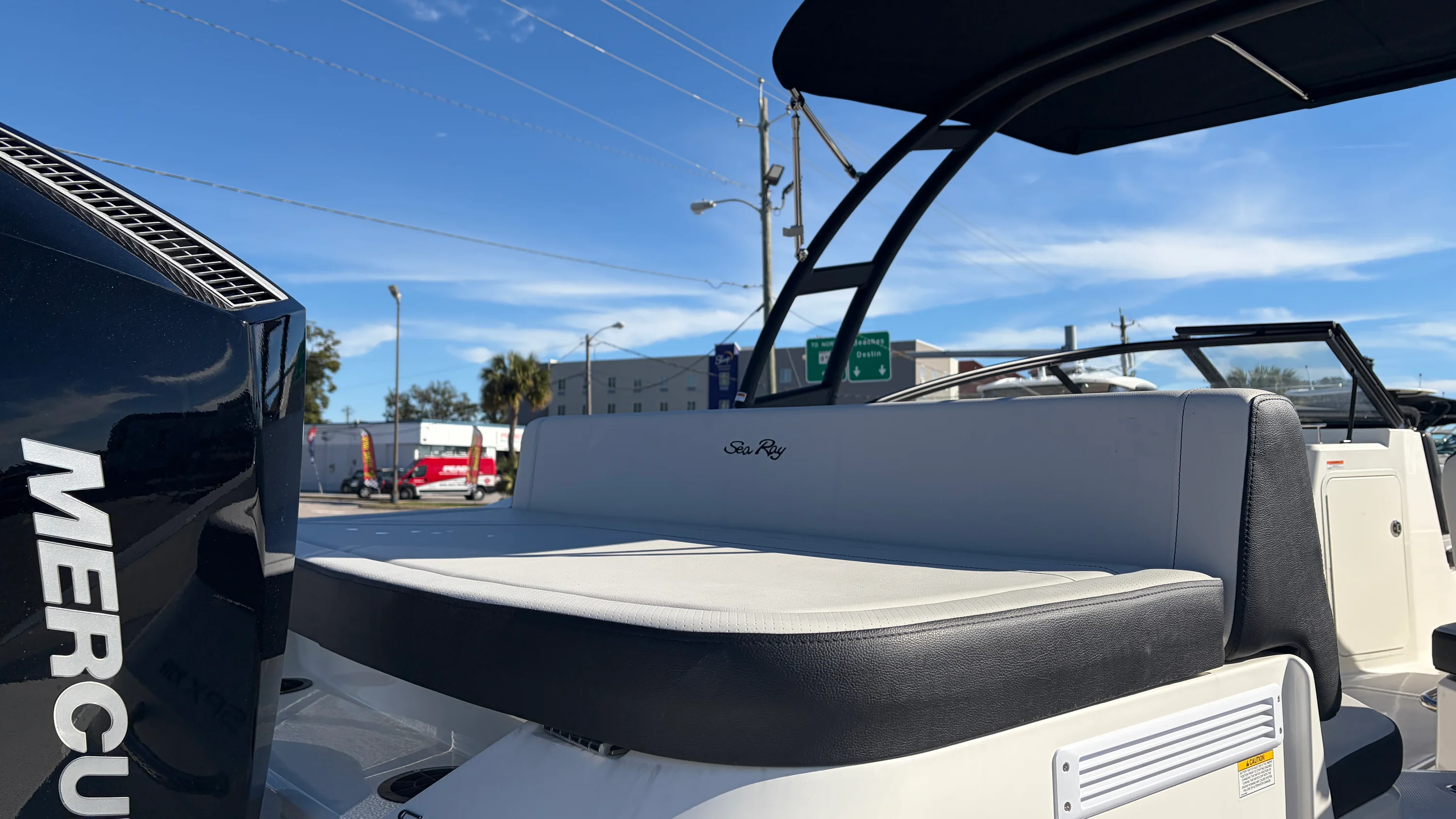 2026 Sea Ray SPX 210 Outboard Image Thumbnail #10