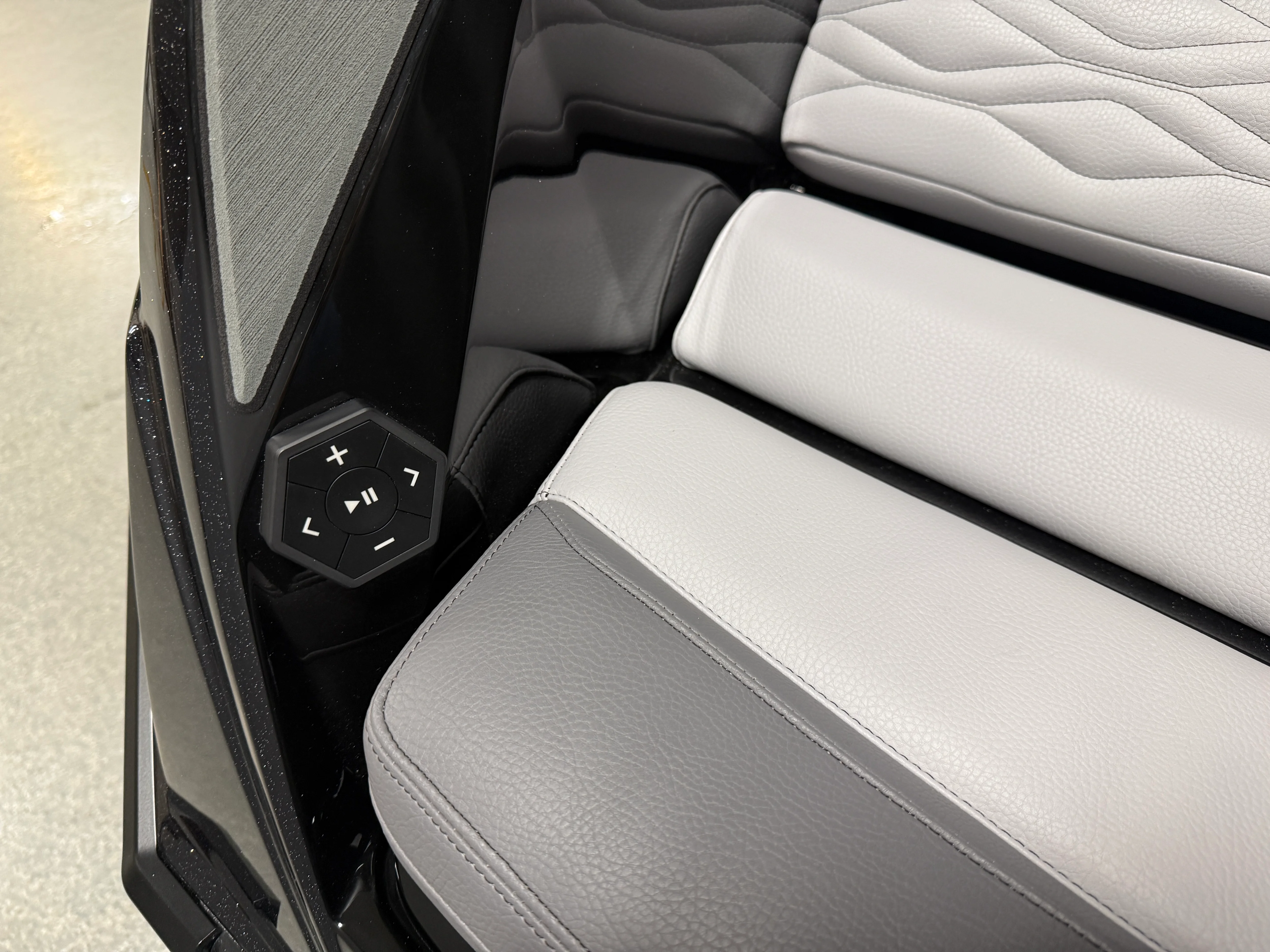 2026 Supra SL Image Thumbnail #17