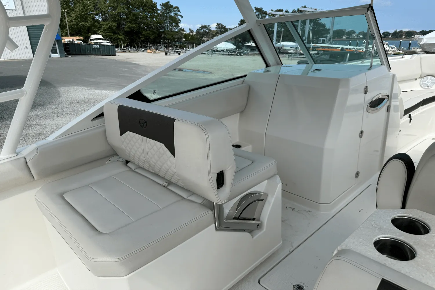 2021 Sailfish 276 DC Image Thumbnail #13