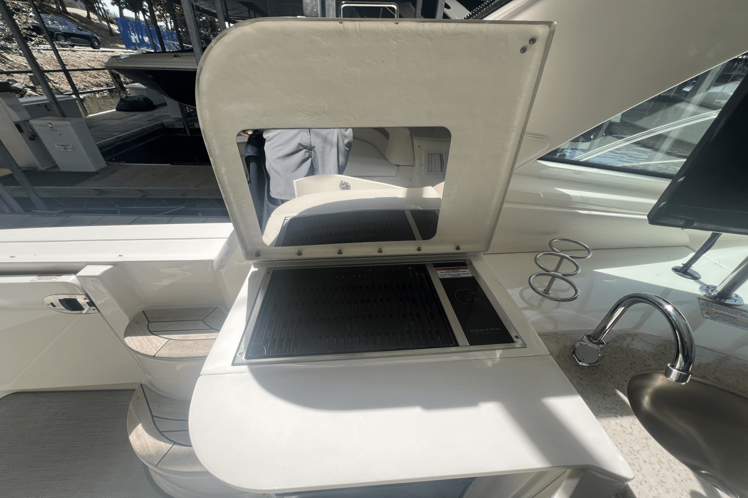 2011 Sea Ray 500 SUNDANCER Image Thumbnail #24