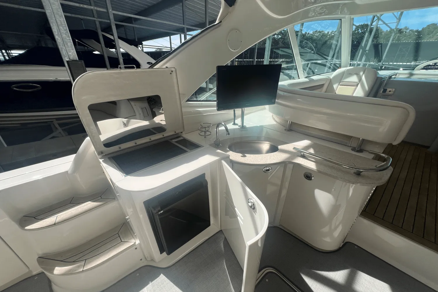 2011 Sea Ray 500 SUNDANCER Image Thumbnail #23