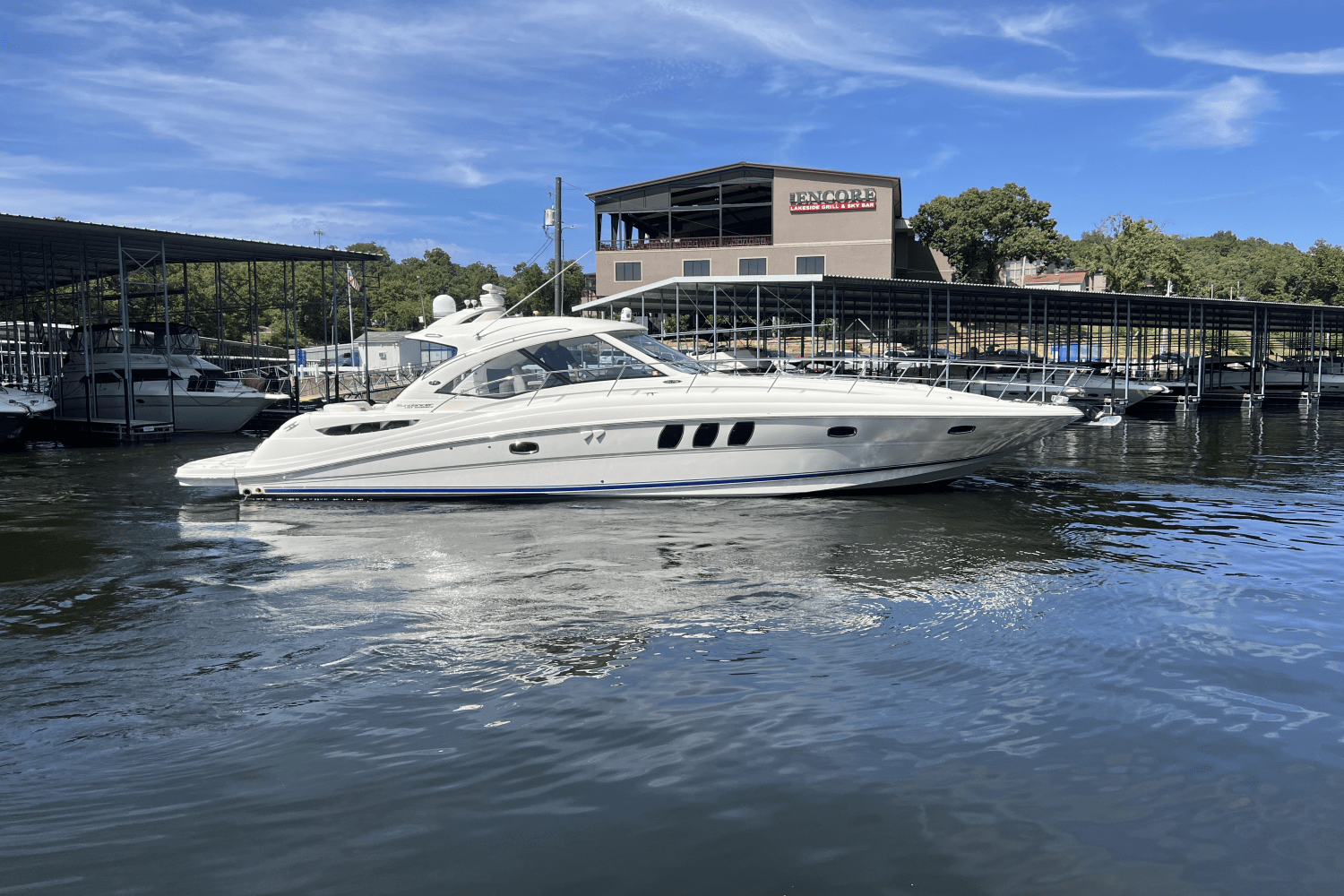 2011 Sea Ray 500 SUNDANCER Image Thumbnail #1