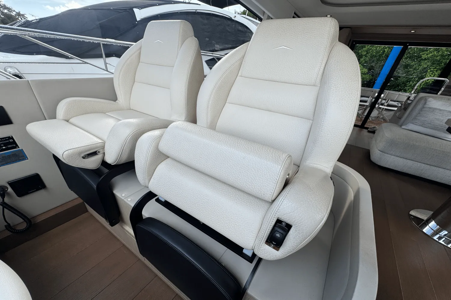2023 Azimut 53 FLY Image Thumbnail #22