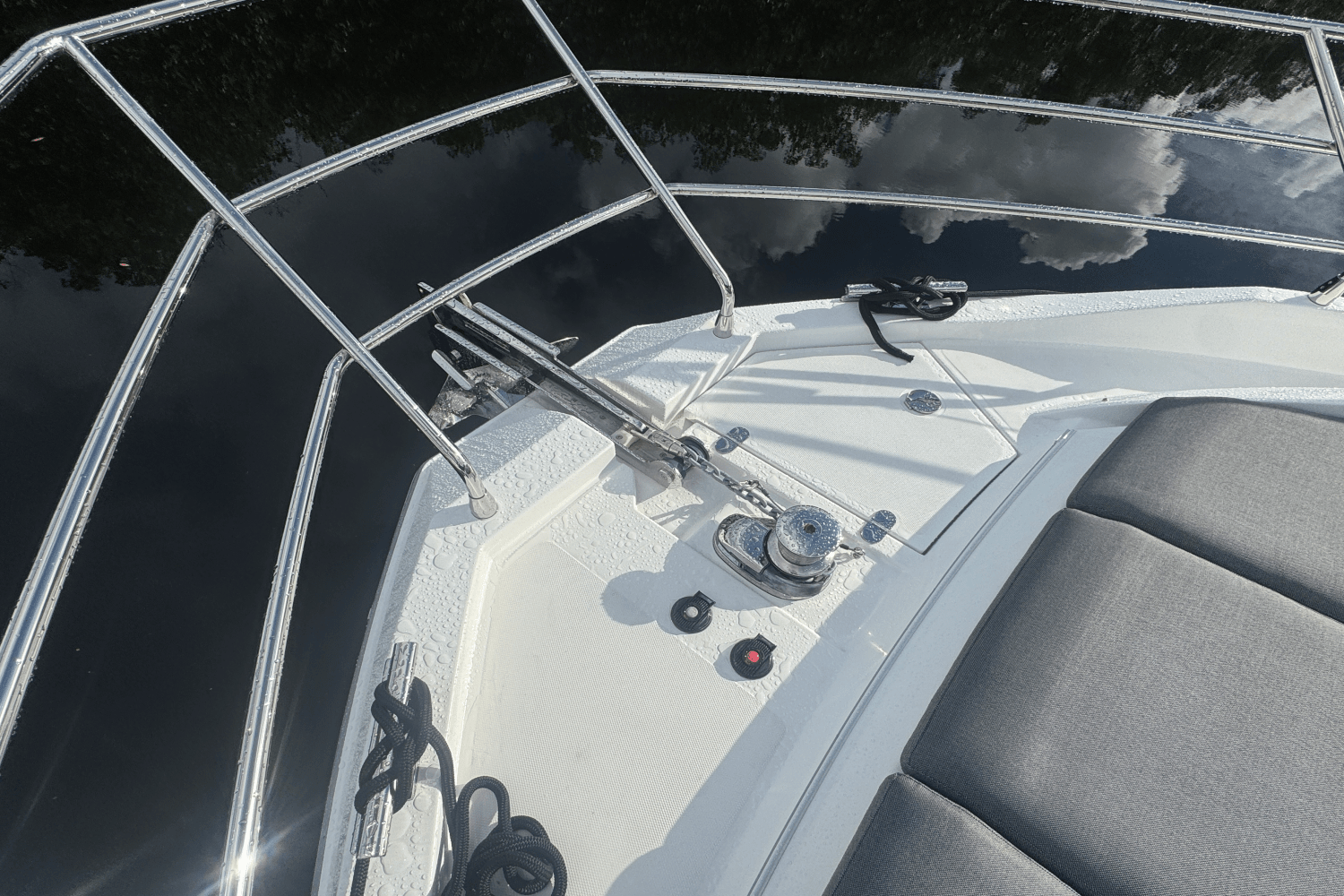 2023 Azimut 53 FLY Image Thumbnail #40