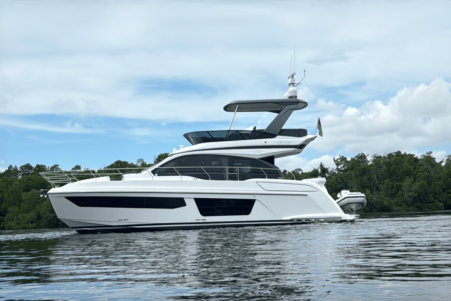 2023 Azimut 53 FLY Image Thumbnail #13