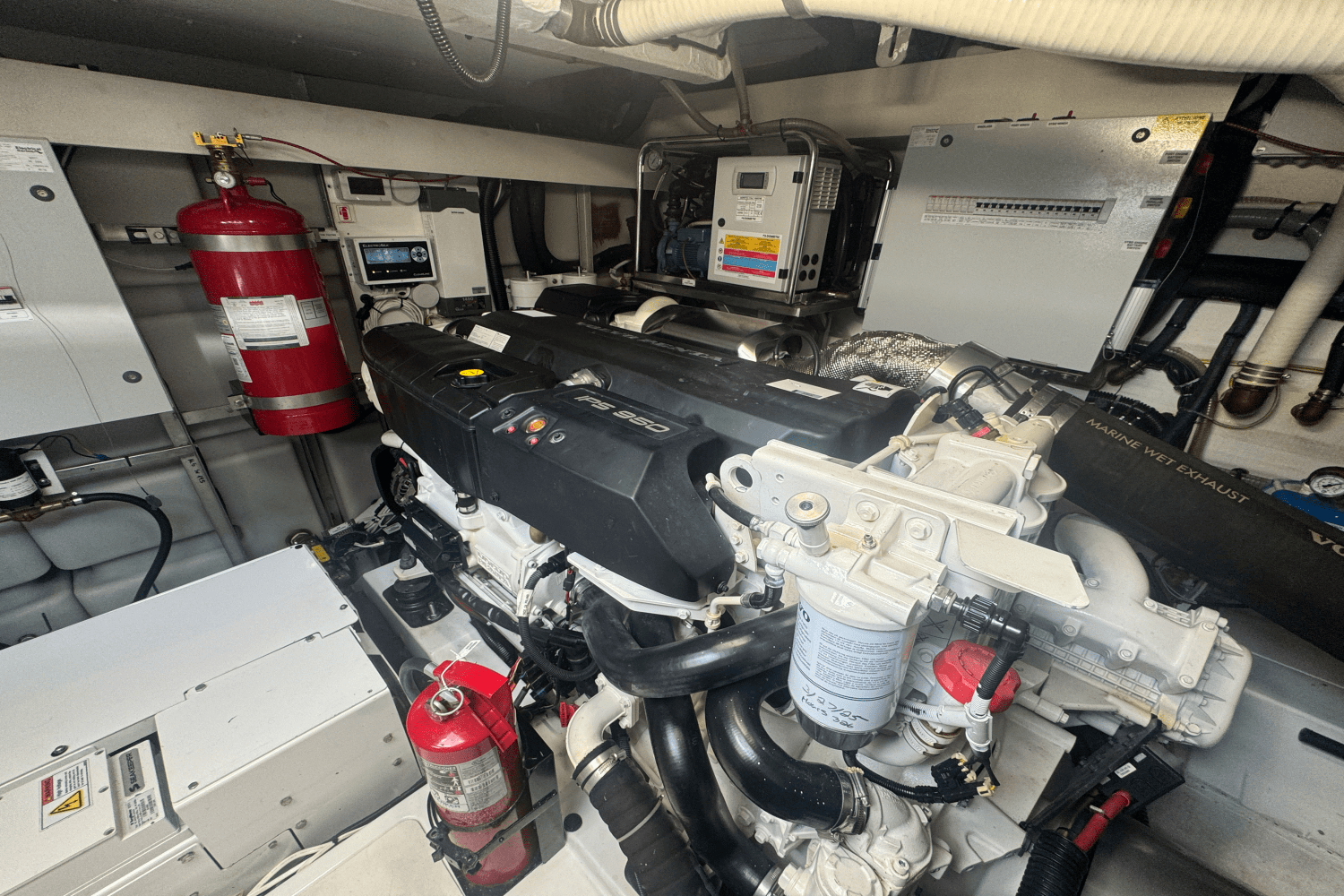 2023 Azimut 53 FLY Image Thumbnail #52