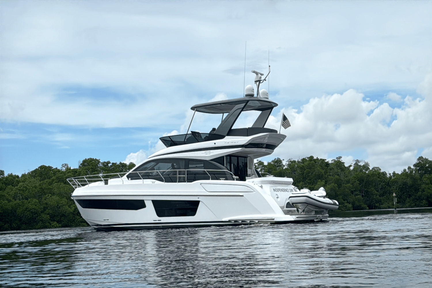 2023 Azimut 53 FLY Image Thumbnail #12