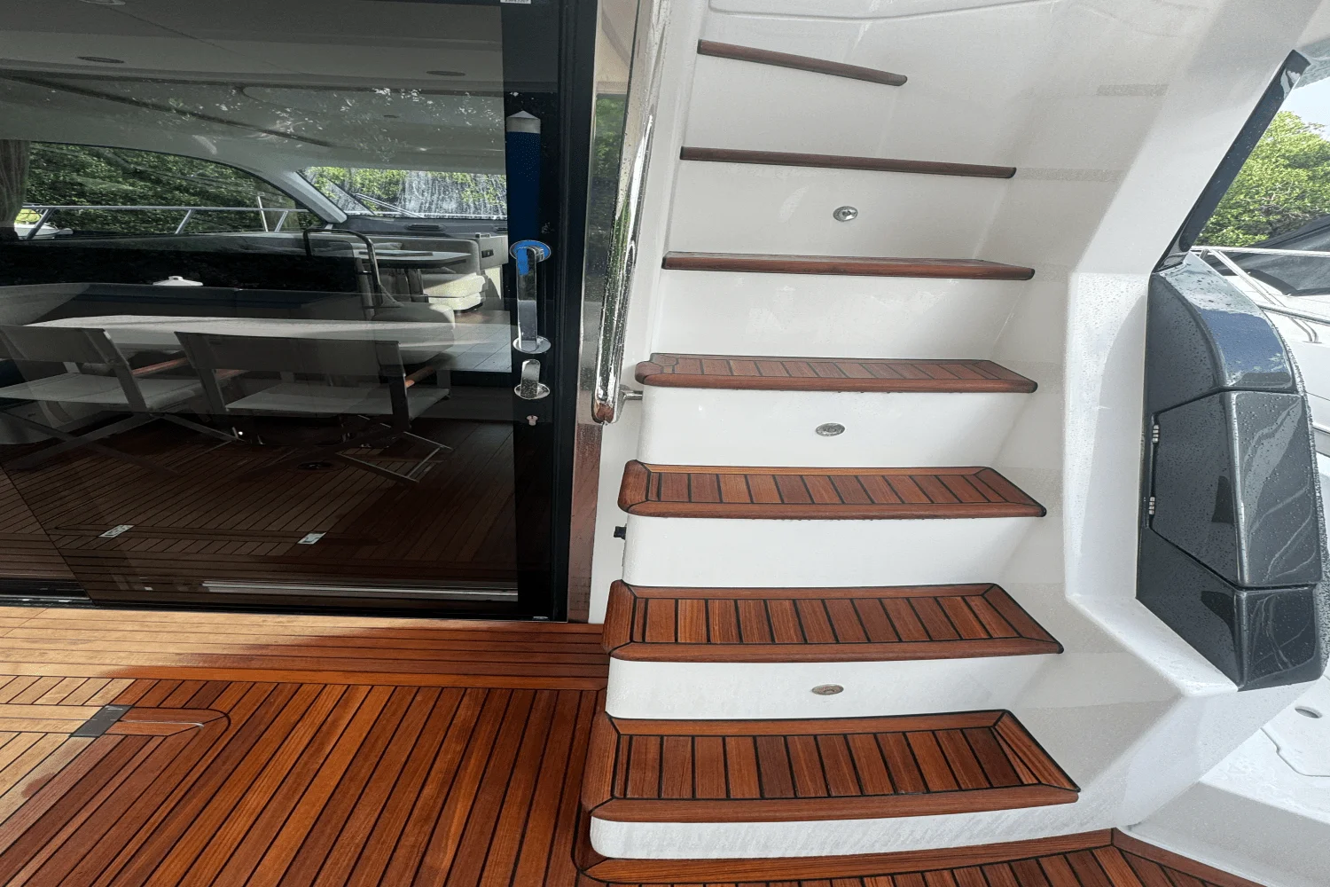 2023 Azimut 53 FLY Image Thumbnail #44