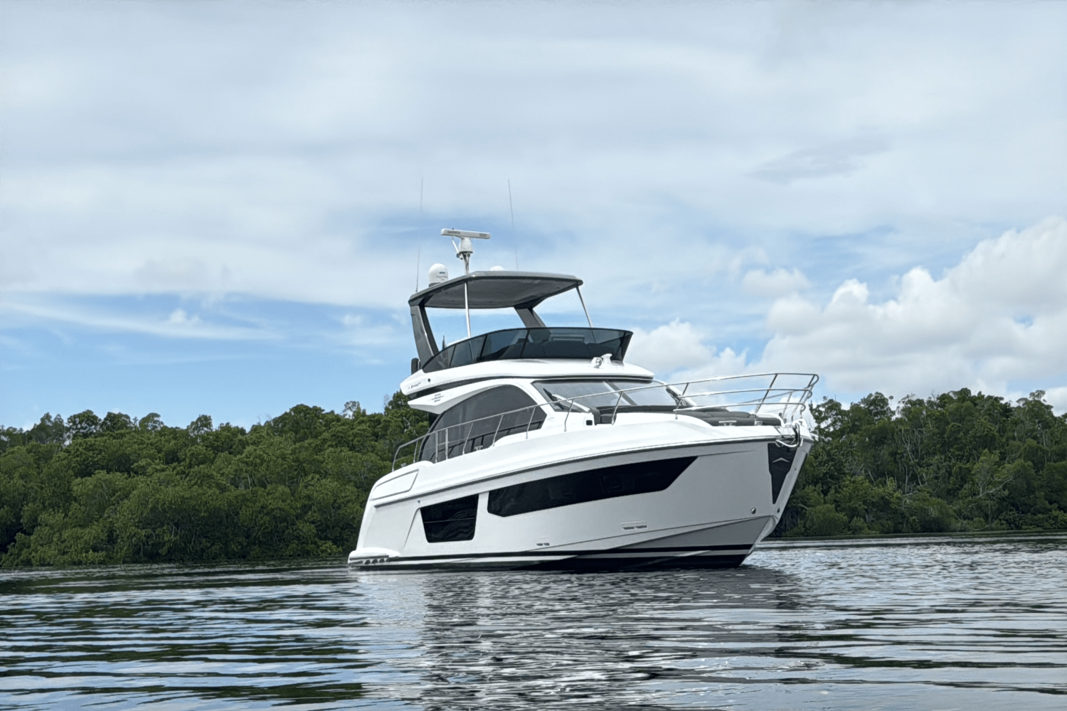 2023 Azimut 53 FLY Image Thumbnail #6