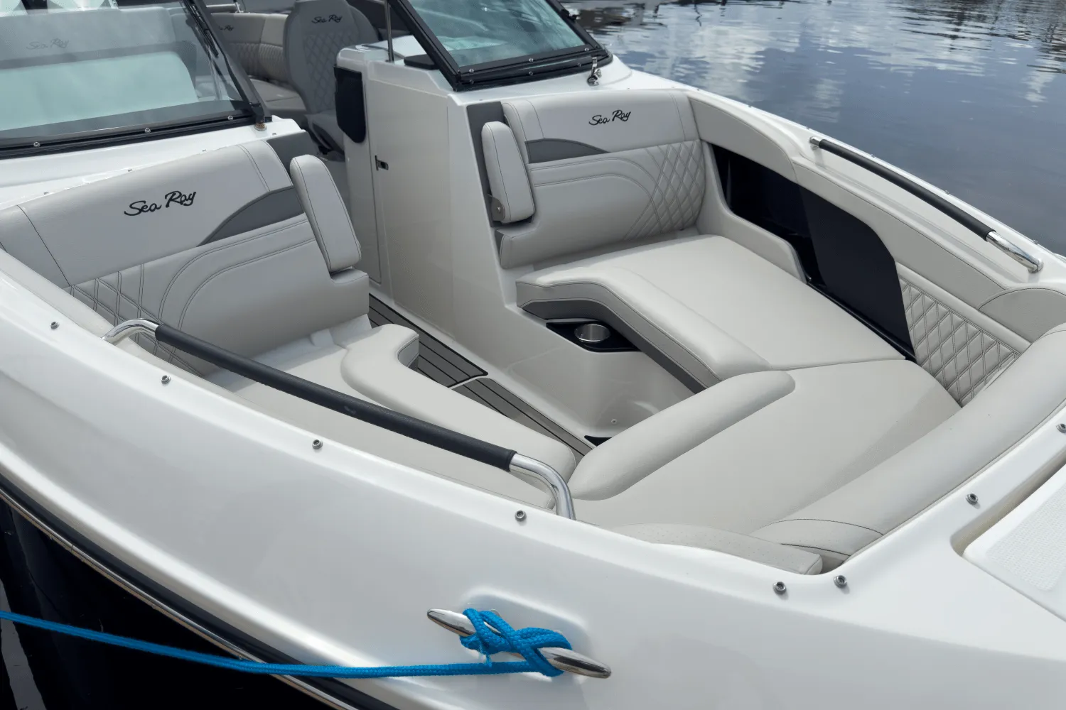 2026 Sea Ray SLX 280 Outboard Image Thumbnail #24