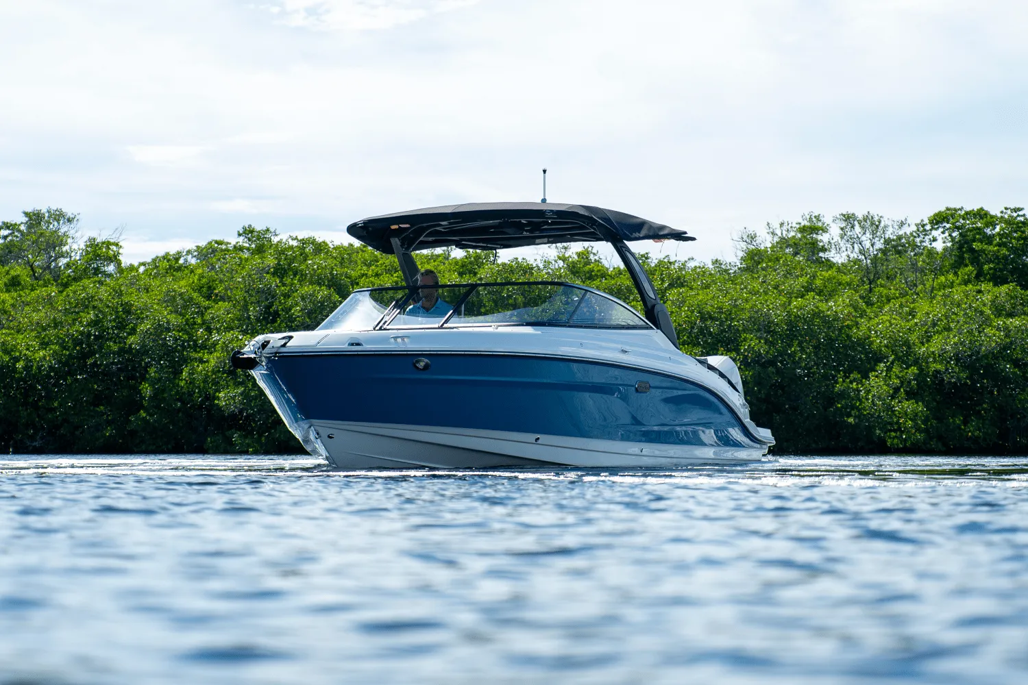 2026 Sea Ray SLX 280 Outboard Image Thumbnail #36